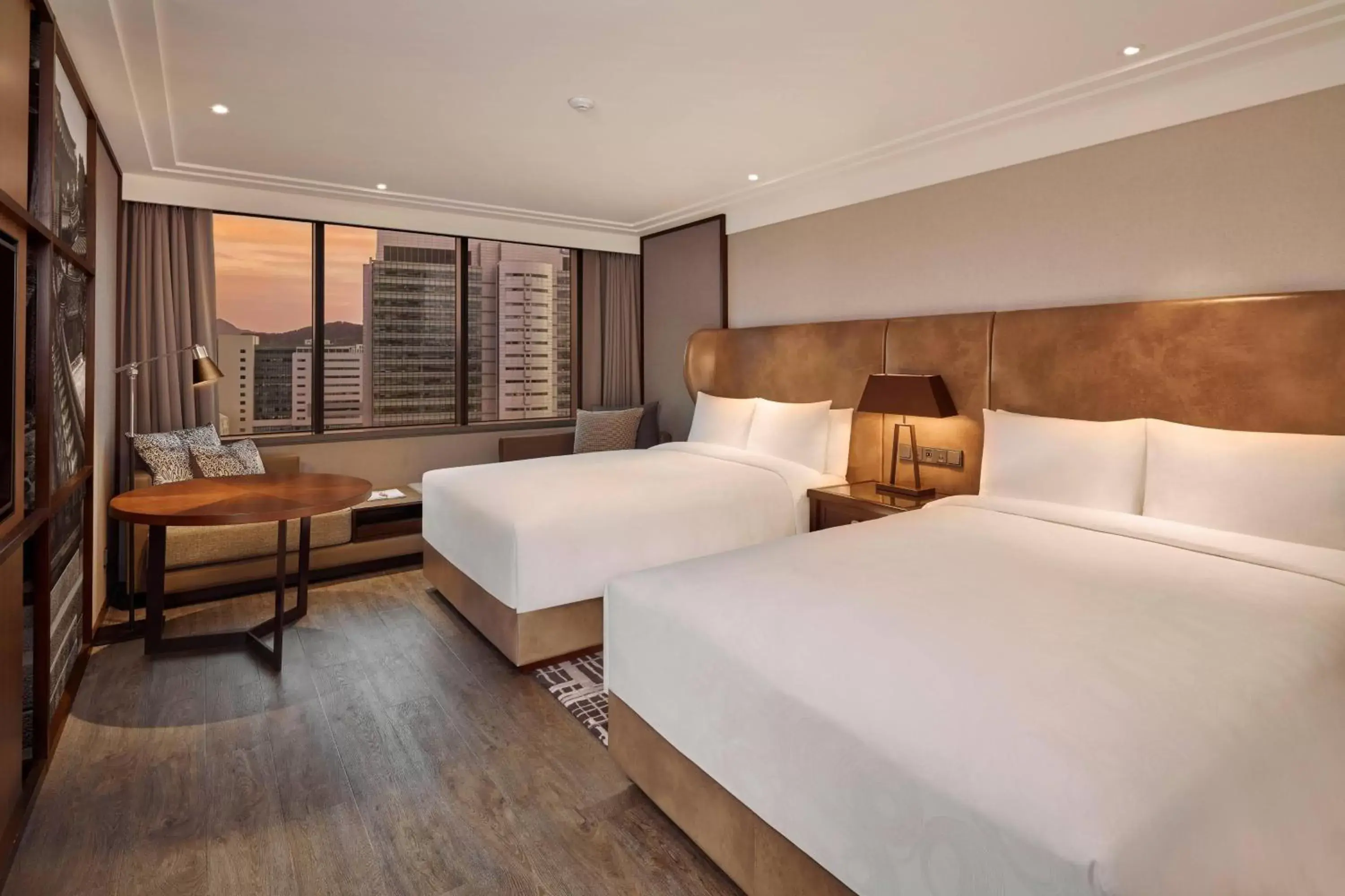 Executive Deluxe Double, Guest room, 2 Double, City view in JW Marriott Hotel Seoul Executive Deluxe Double, Guest room, 2 Double, City view in JW Marriott Hotel Seoul