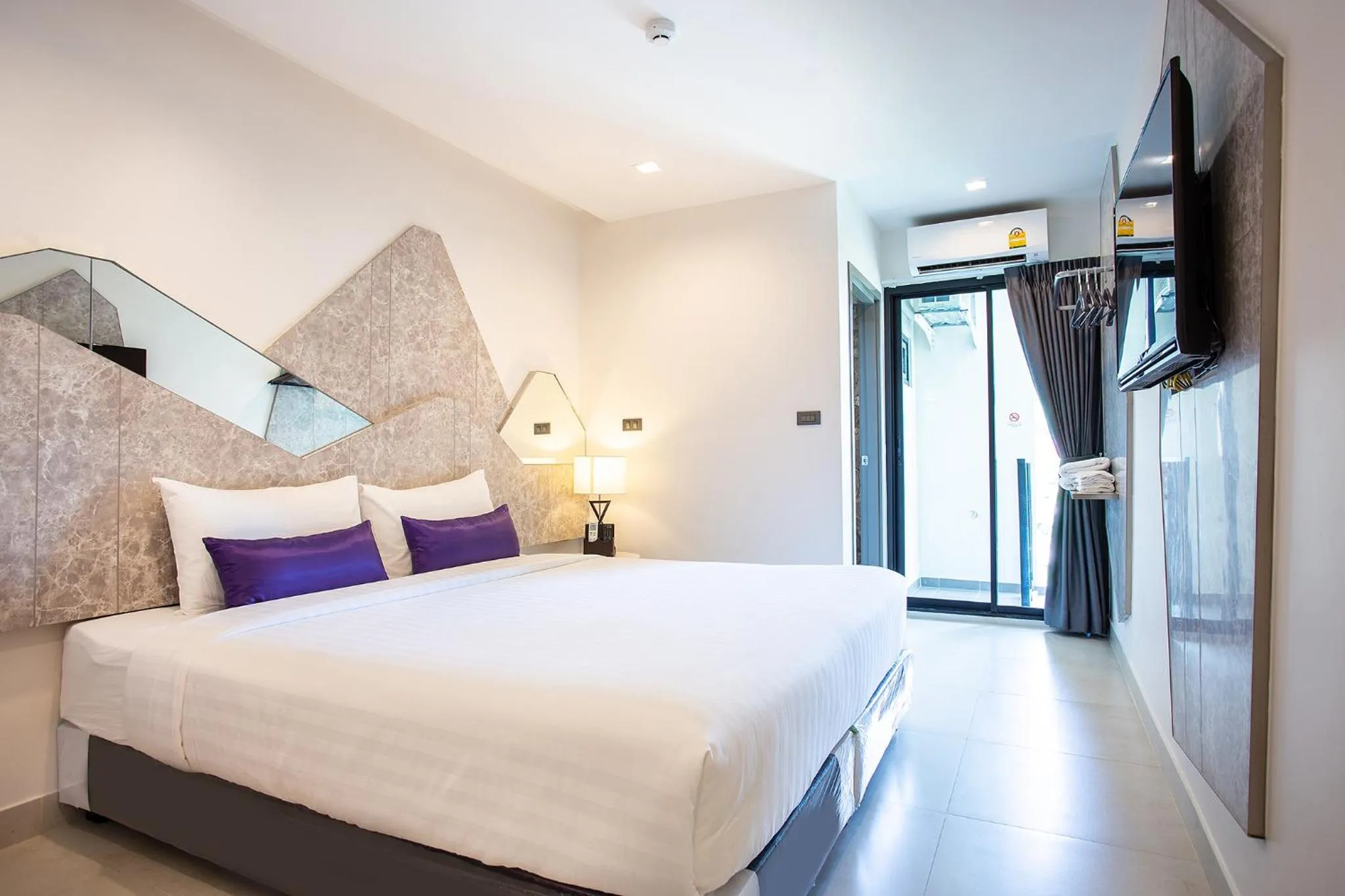 Superior King Room in Spittze Hotel Pratunam