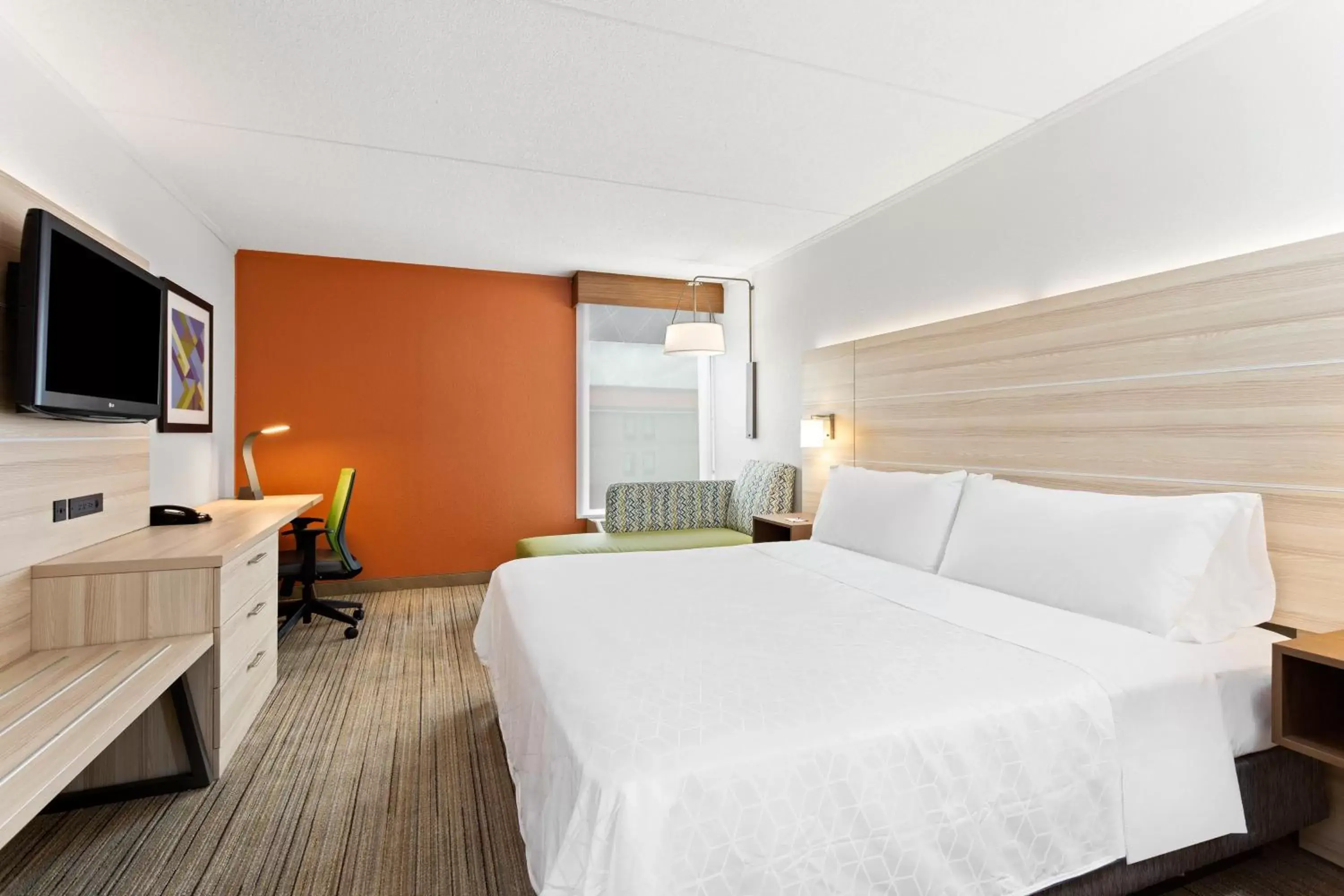 Standard King Room in Holiday Inn Express Hopewell - Fort Lee Area by IHG Standard King Room in Holiday Inn Express Hopewell - Fort Lee Area by IHG