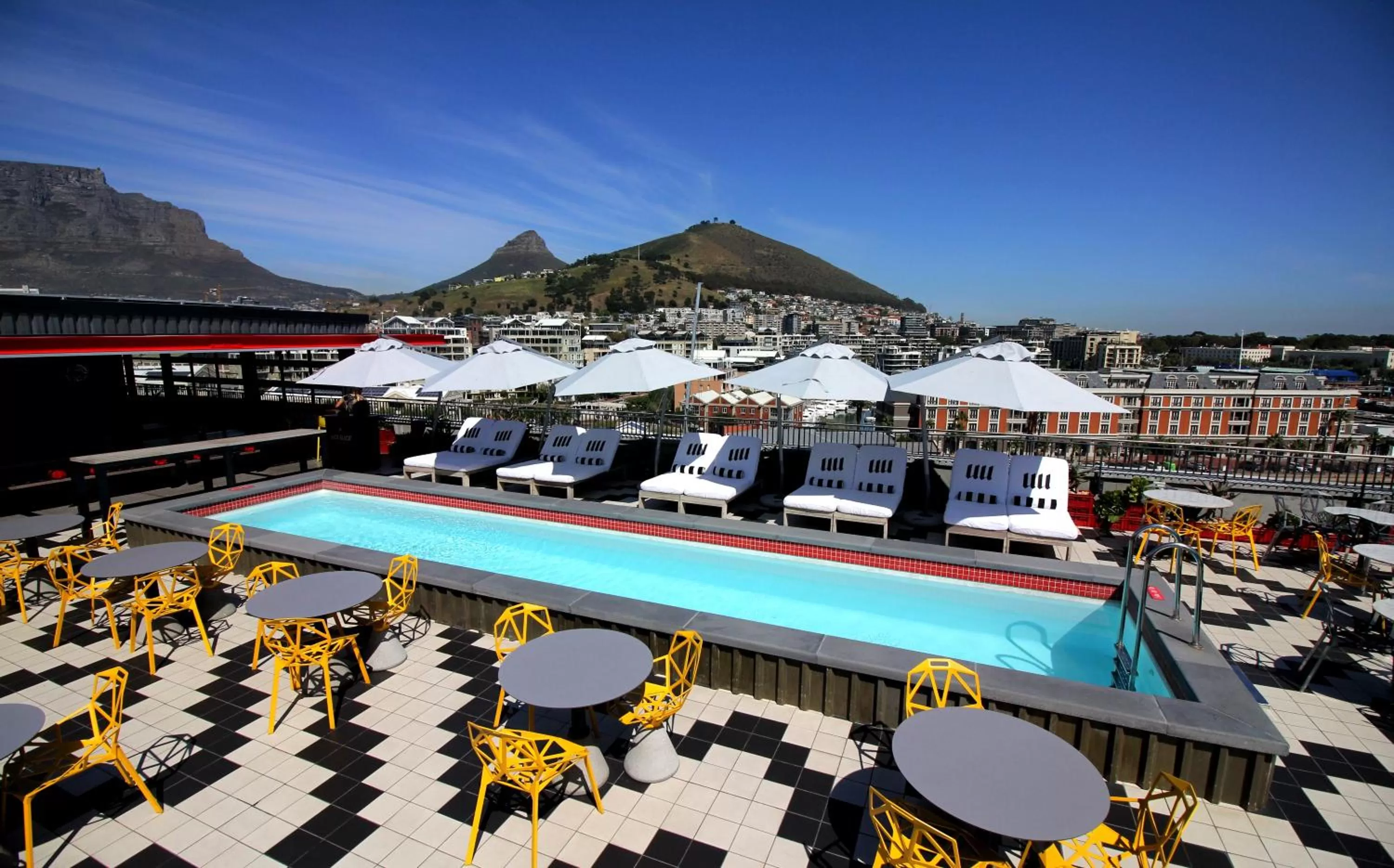 Balcony/Terrace in Radisson RED Hotel V&A Waterfront Cape Town