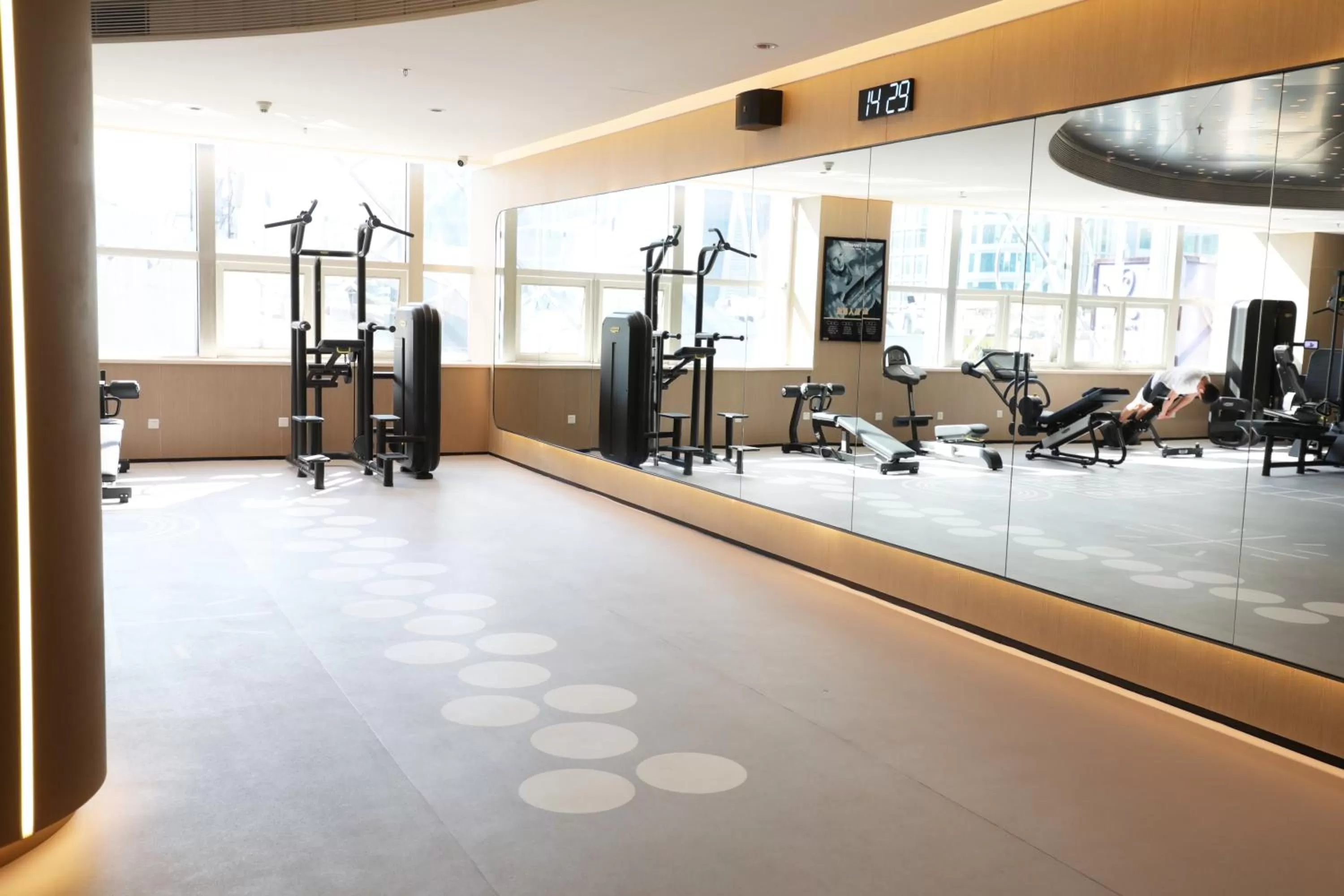 Fitness centre/facilities in Crowne Plaza Shenzhen Futian