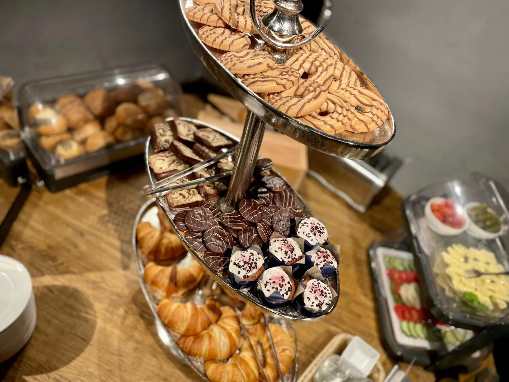 Buffet breakfast in Rhein Hotel St. Martin