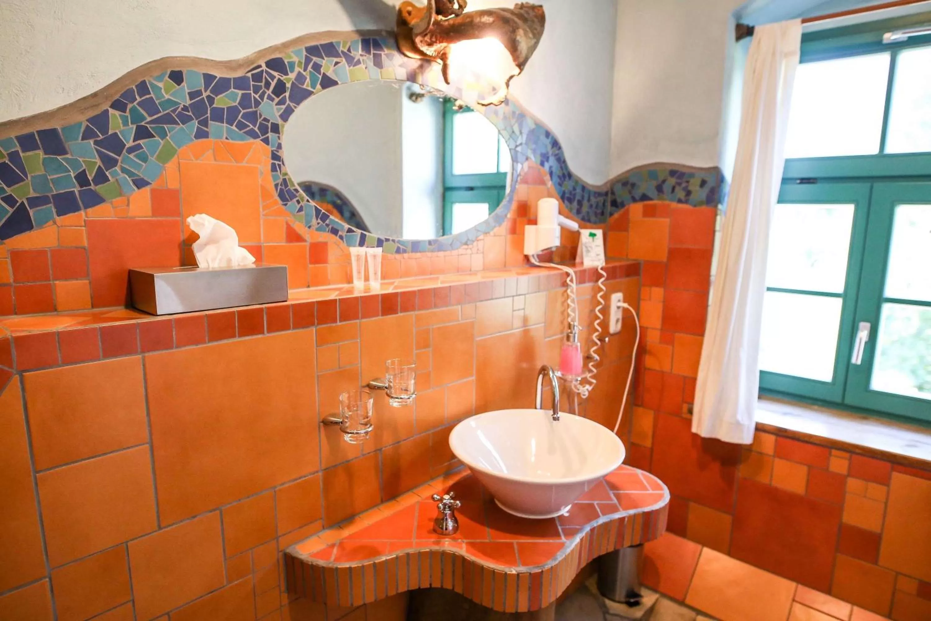 Day in Backstage Hotel