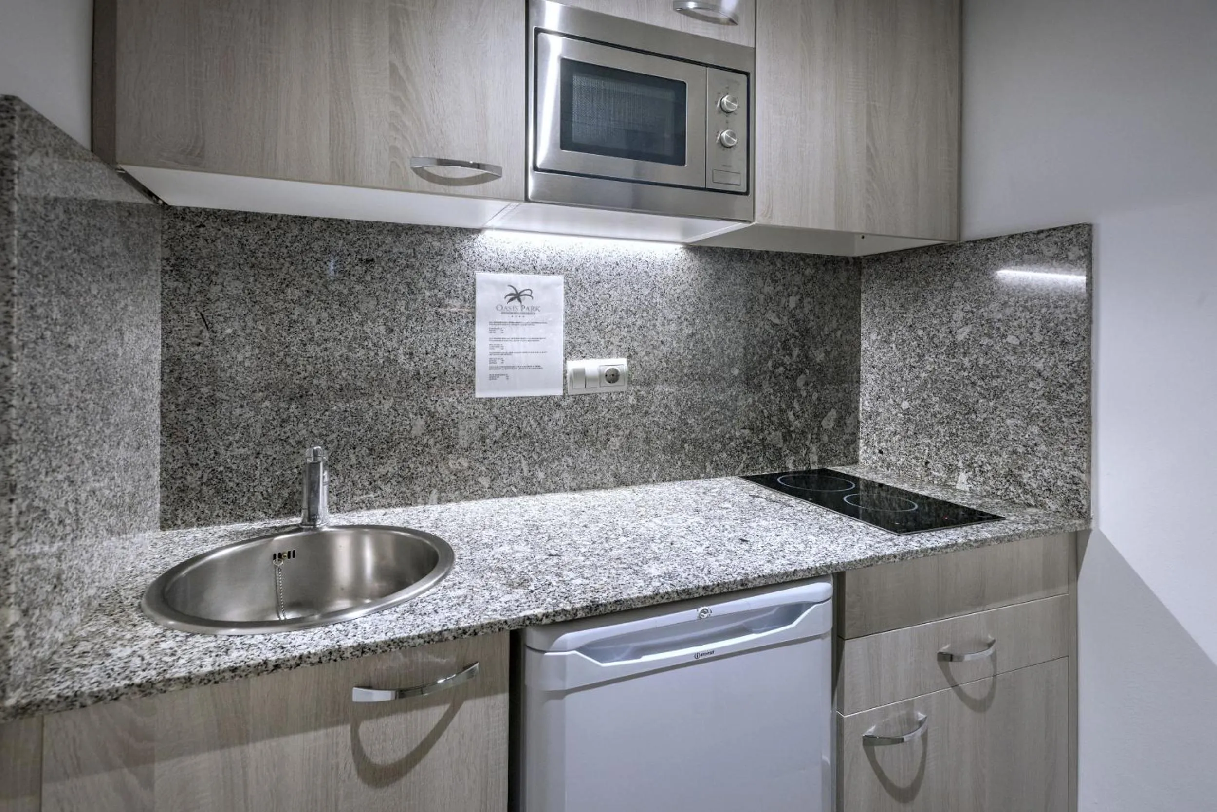 Kitchen or kitchenette in GHT Oasis Park & Spa