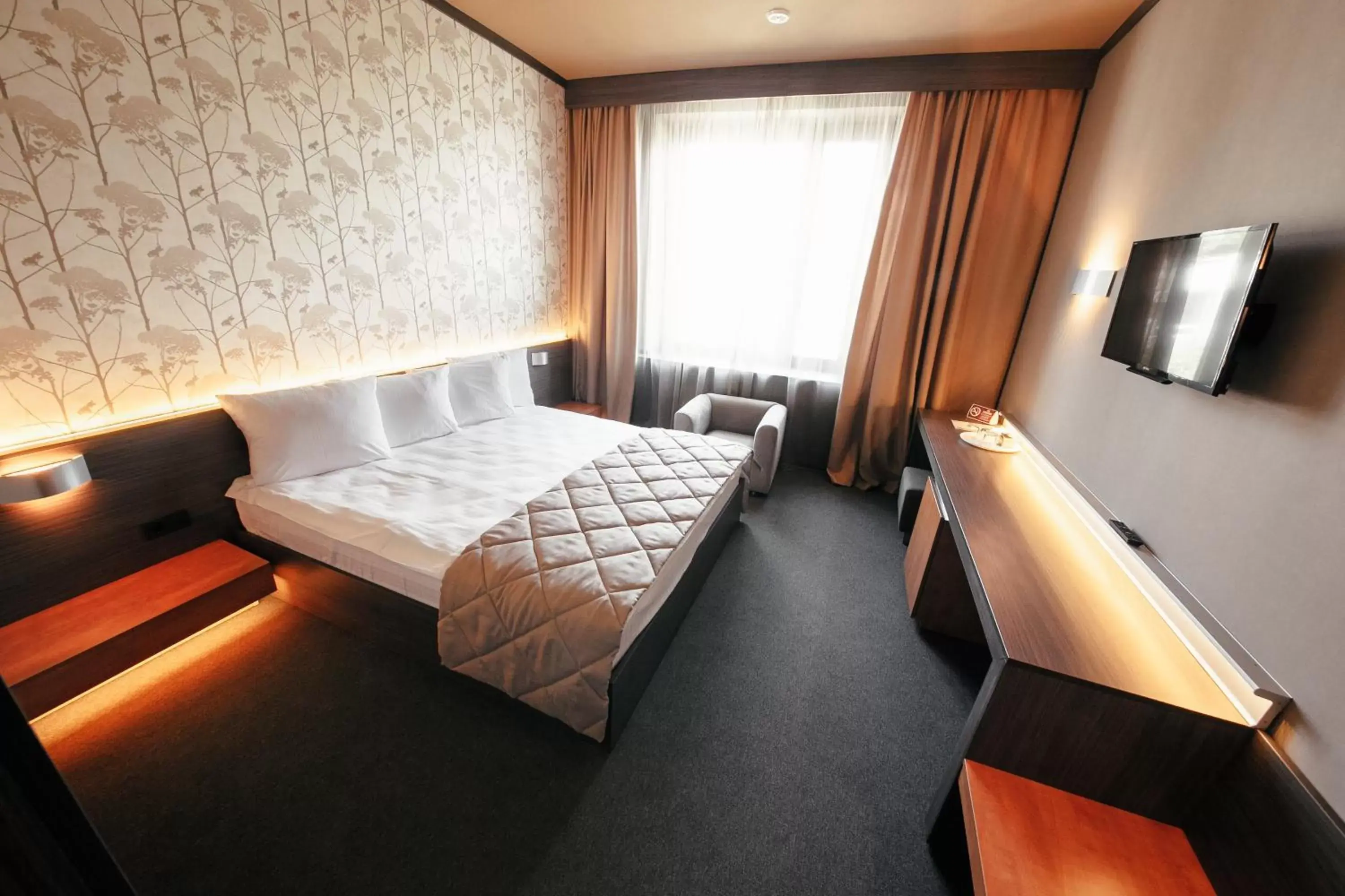 Superior Double Room in Jolly Alon Hotel Superior Double Room in Jolly Alon Hotel