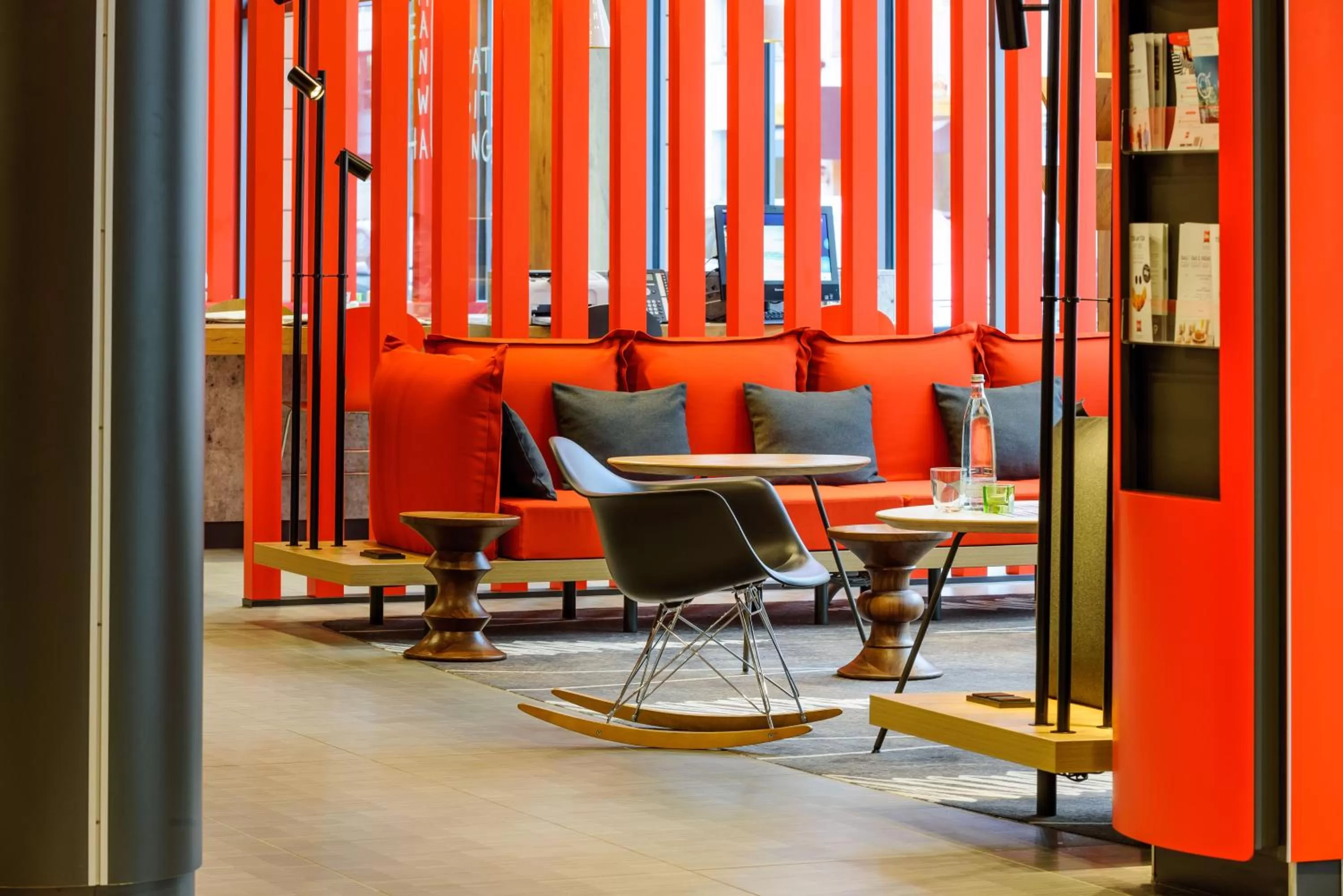 Lobby or reception in Ibis München City Arnulfpark