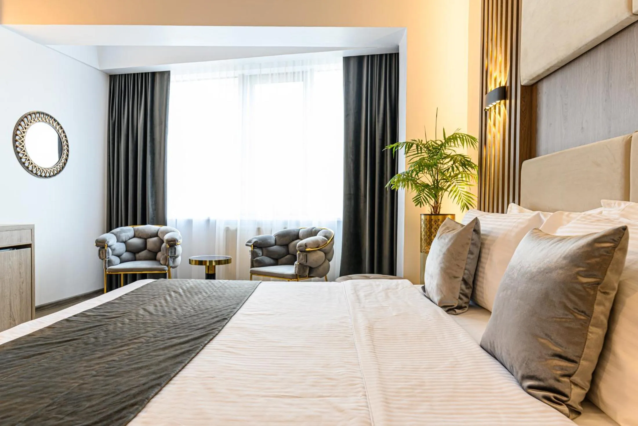 Seating area, Bed in Unique Boutique