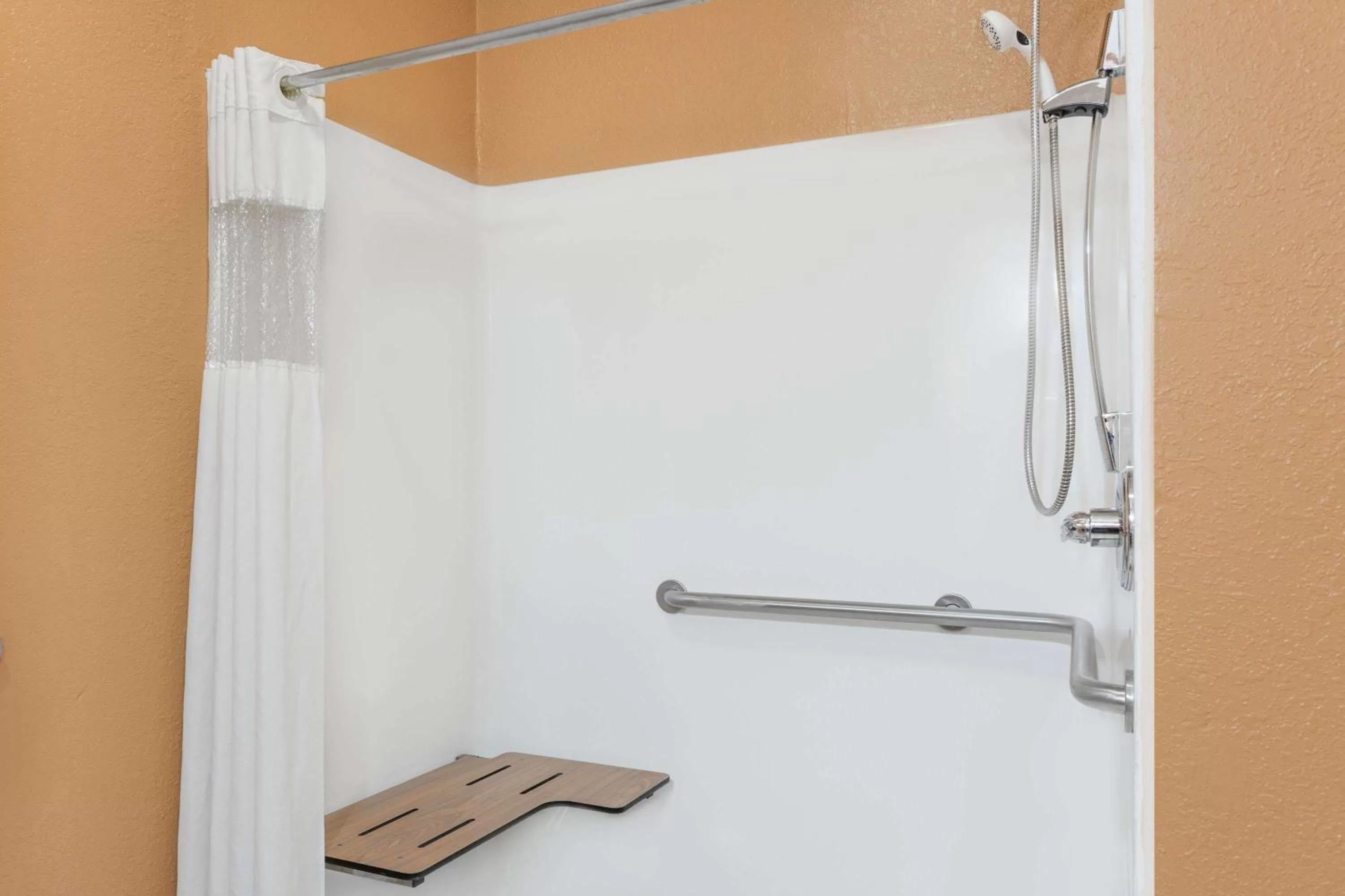 Bathroom in Baymont by Wyndham Augusta Riverwatch