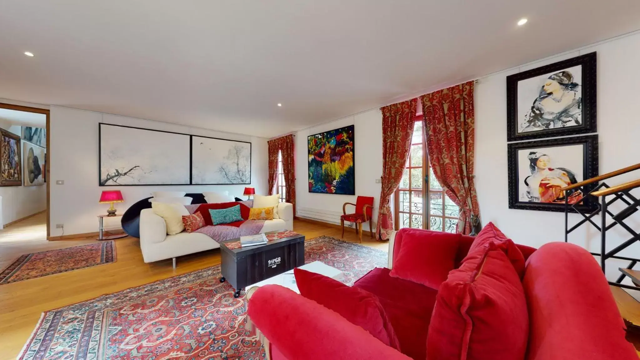 Superior Suite in Besharat Gallery & Museum Superior Suite in Besharat Gallery & Museum