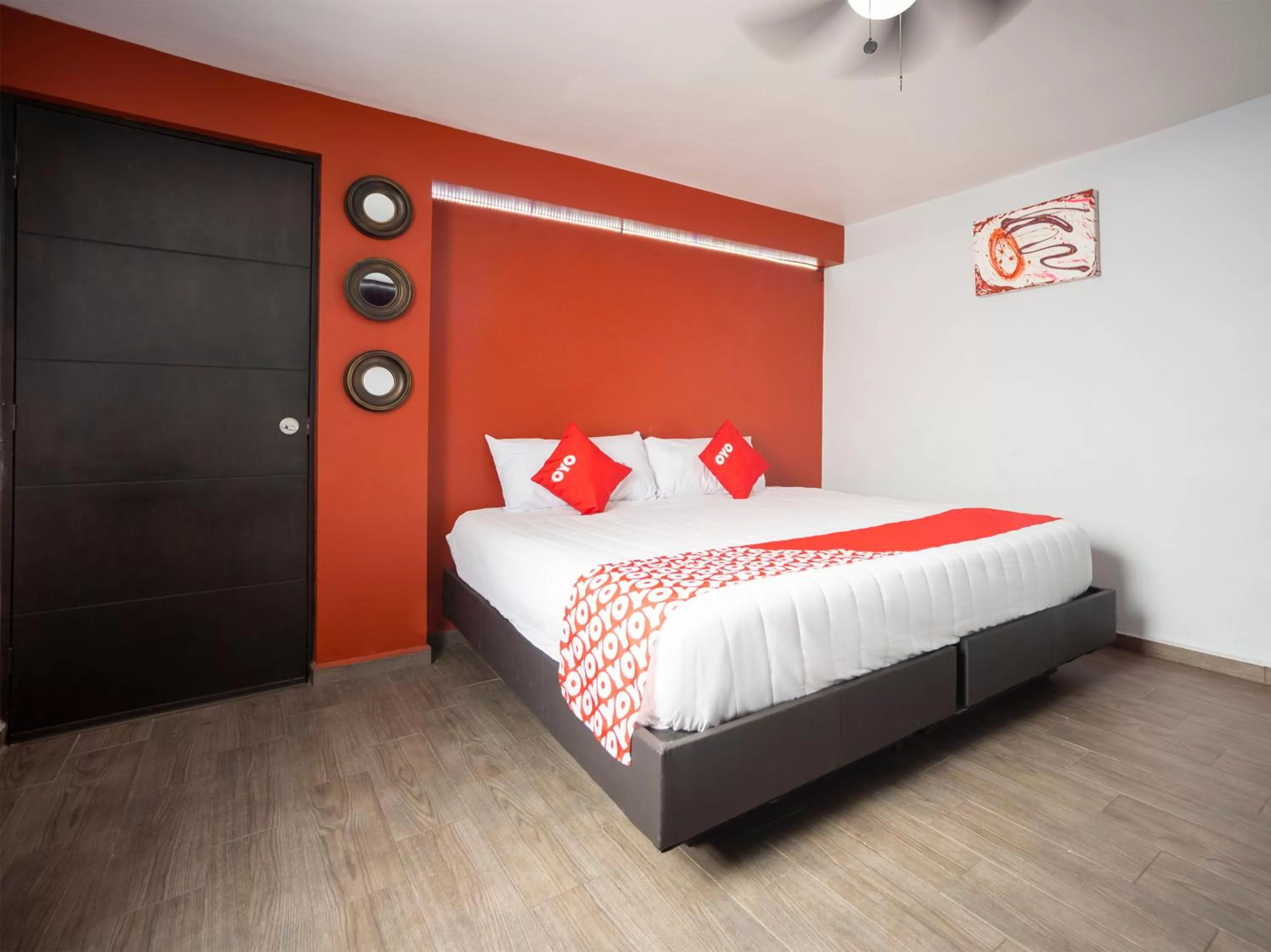 Bedroom, Bed in ADHOC Express