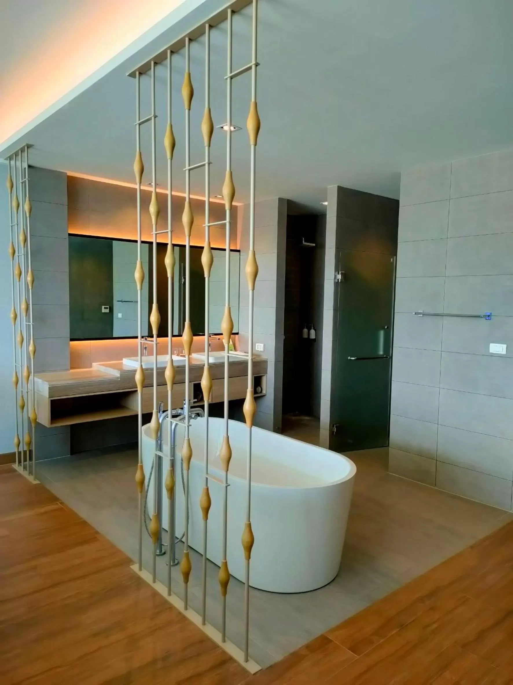 Bathroom, Bed in iSanook Resort & Suites Hua Hin