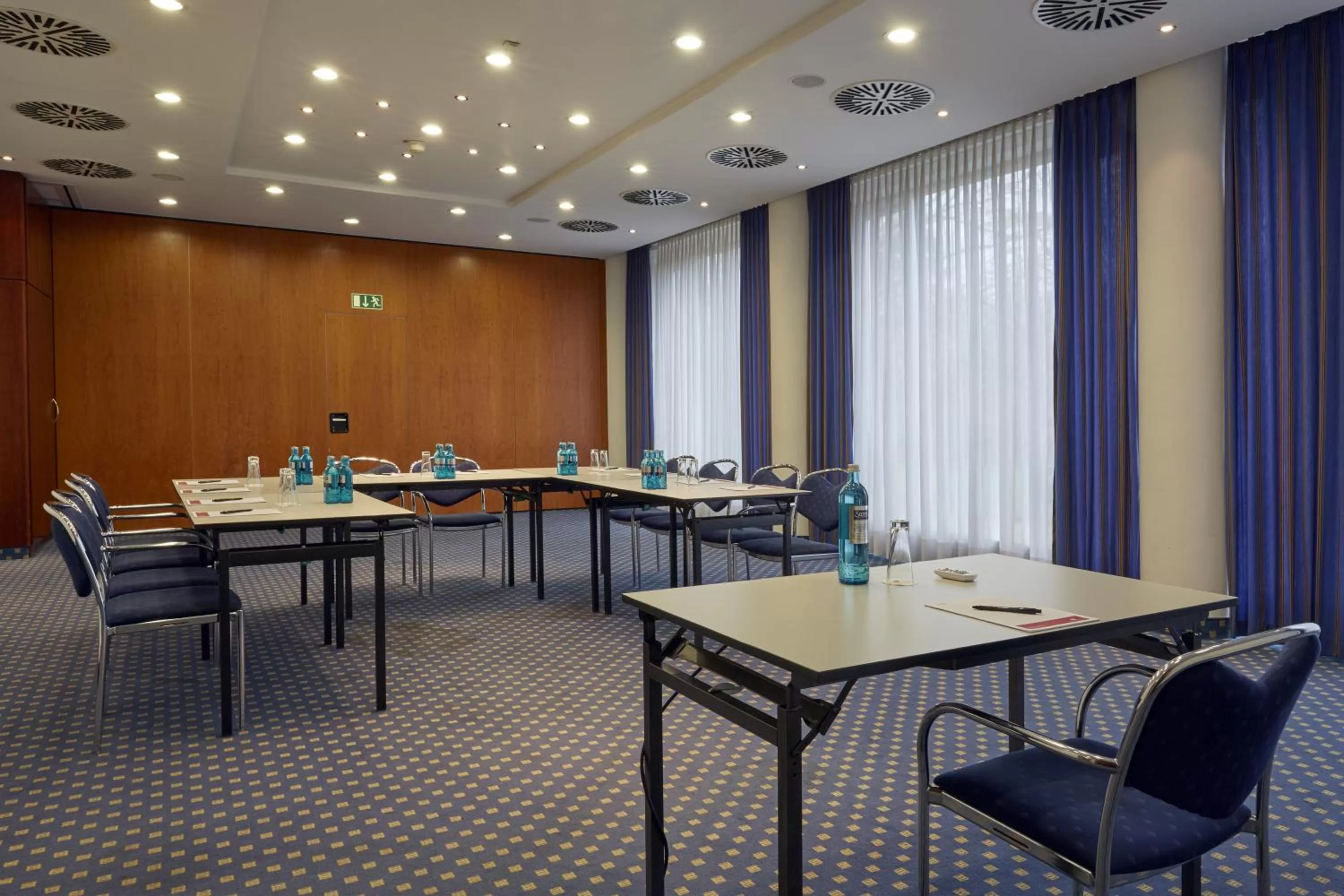 Meeting/conference room in H4 Hotel Kassel City, Trademark Collection by Wyndham