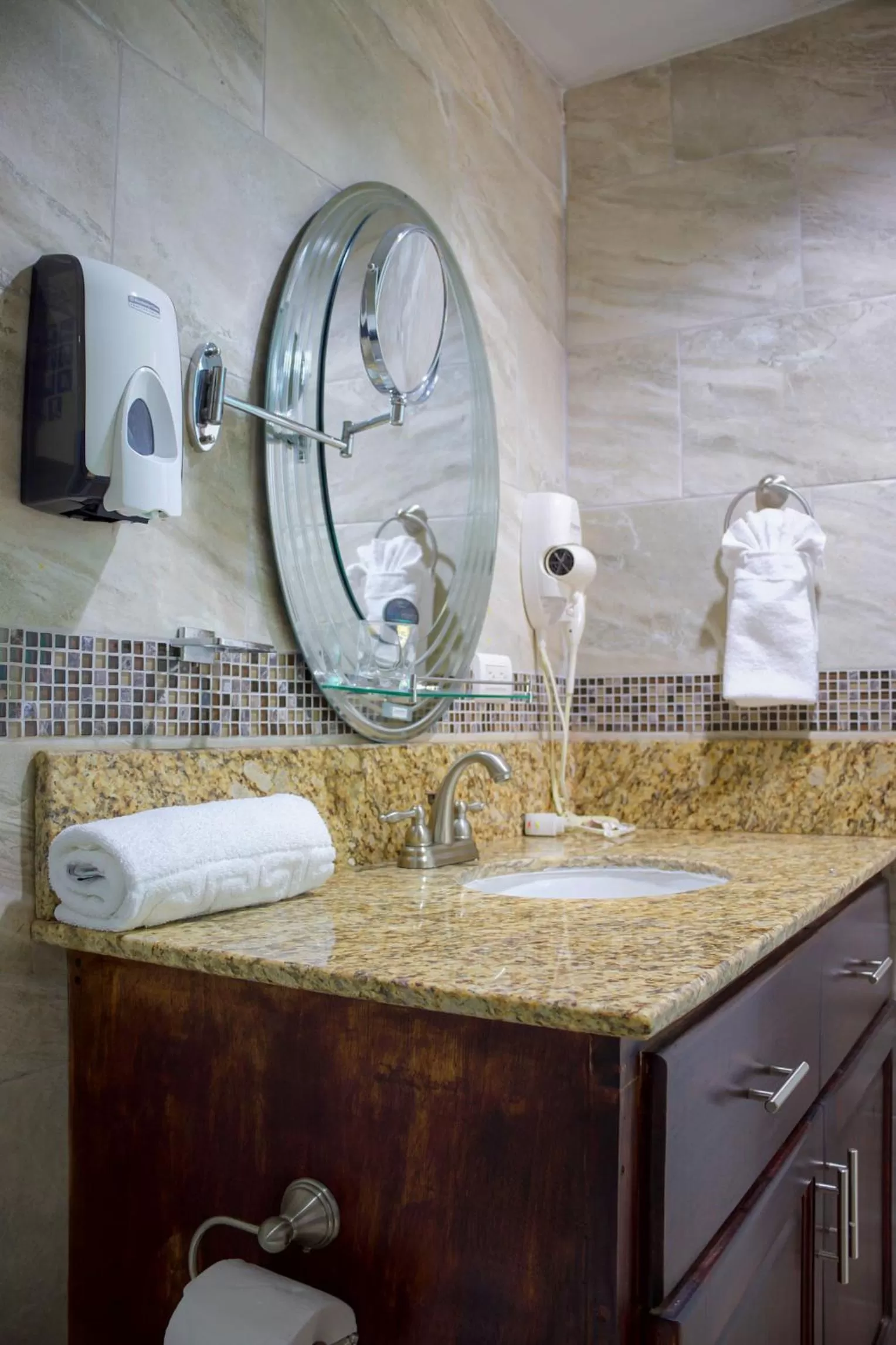 Bathroom in Hotel Victoriano