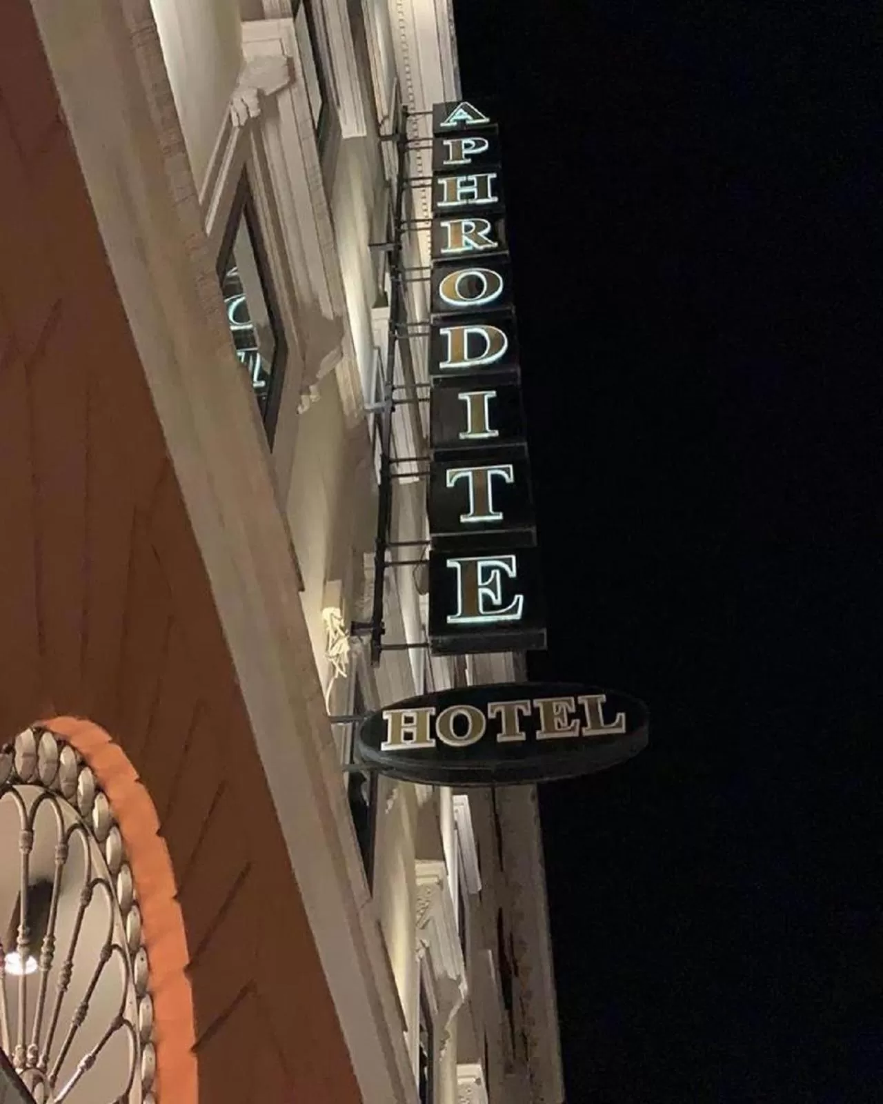 Night in Hotel Aphrodite