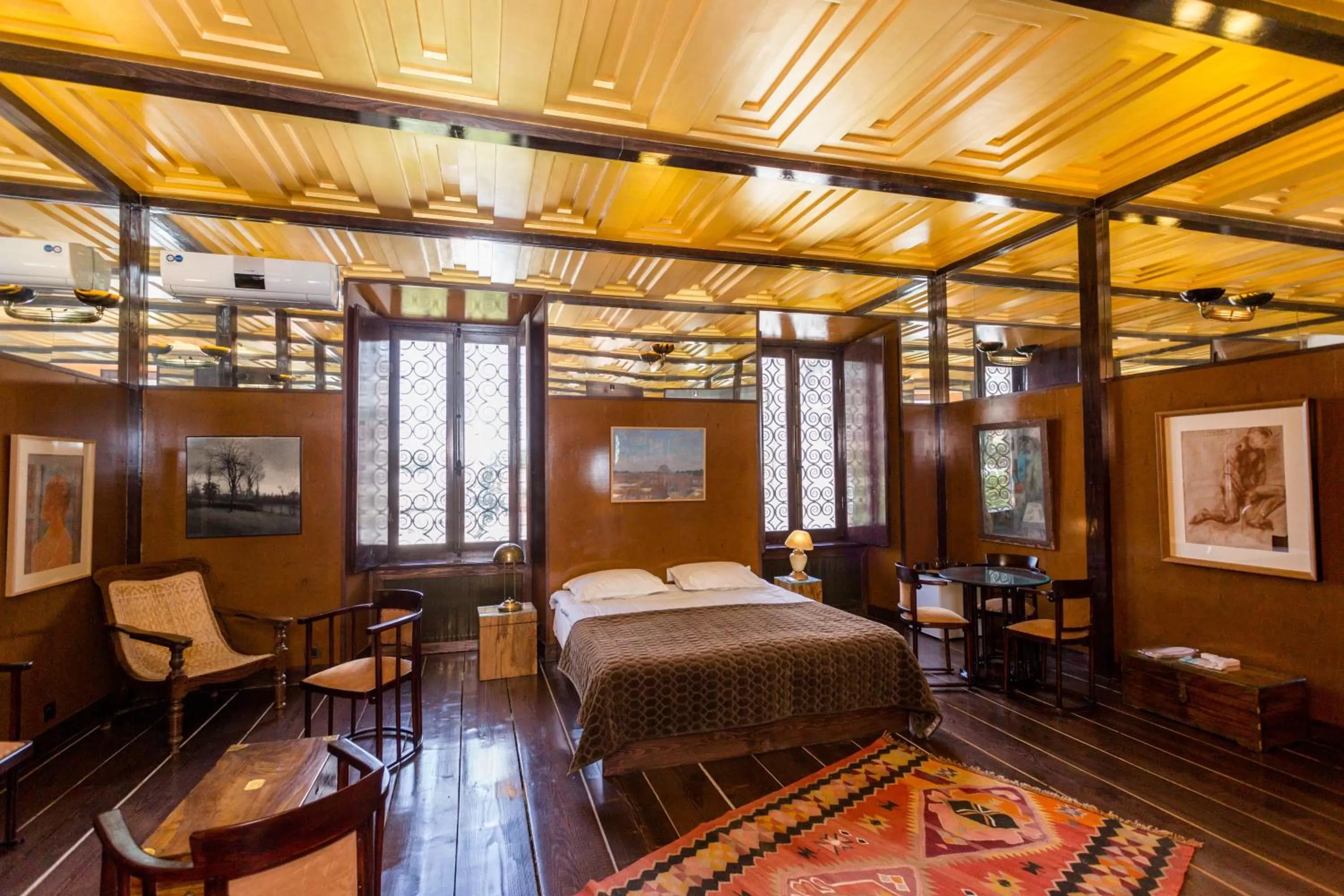 Bedroom, Bed in Castle in Old Town