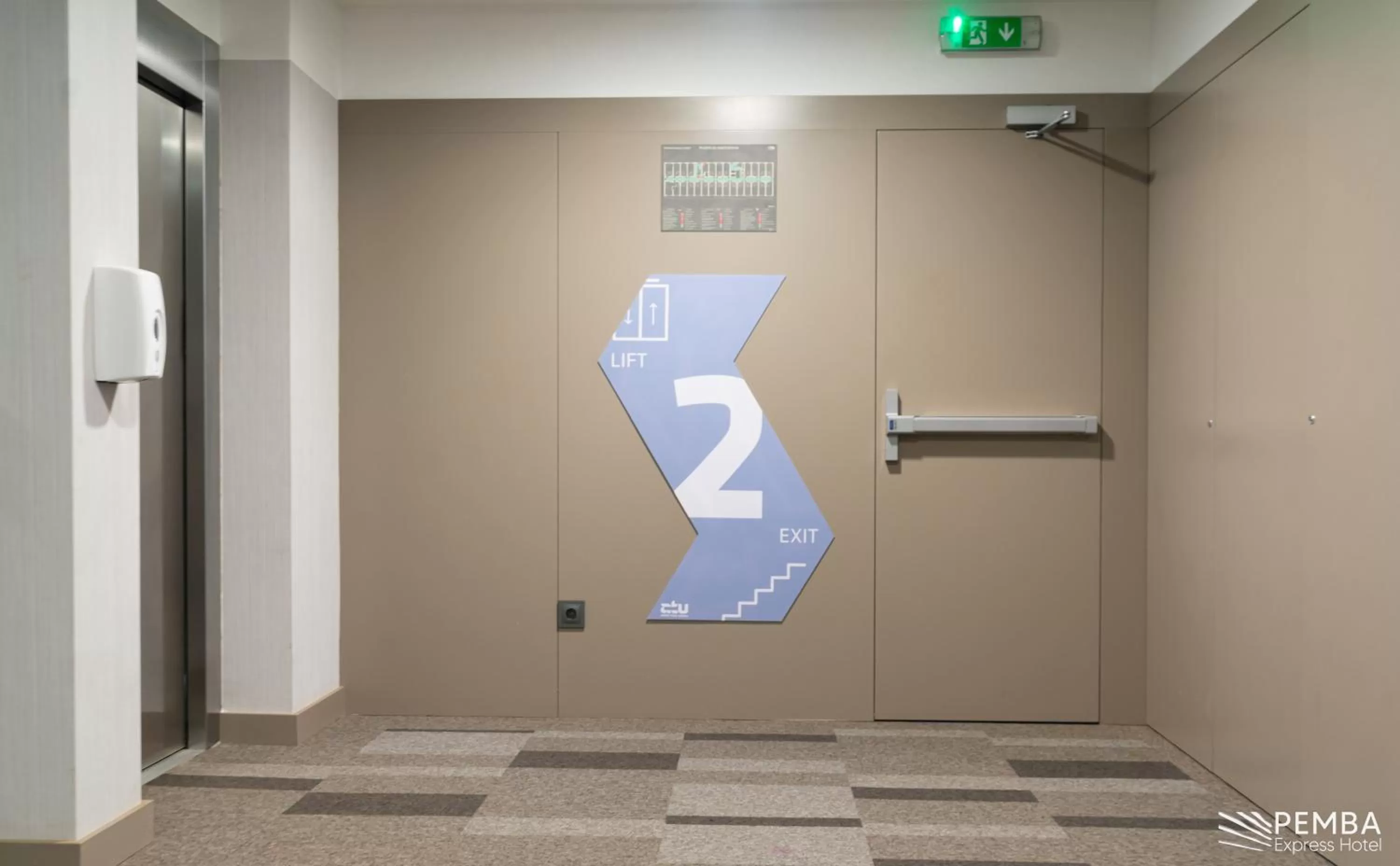 Bedroom in Pemba Express Hotel