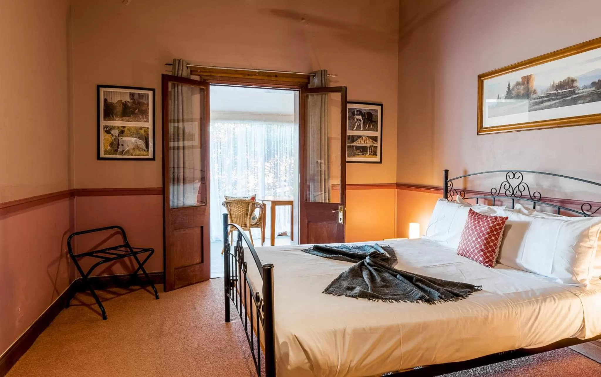 Bed in The Henry Parkes Tenterfield