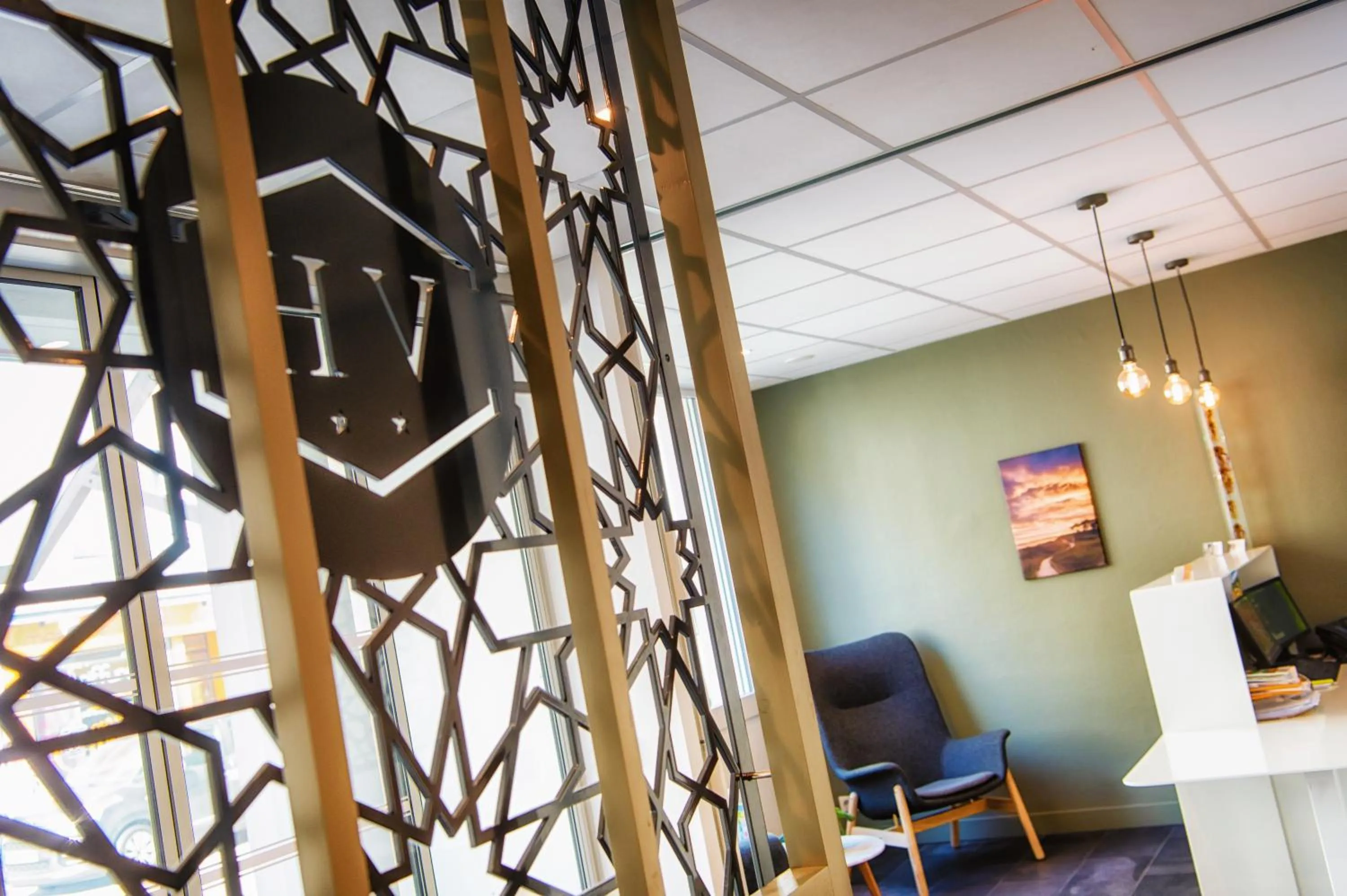 Lobby or reception in Hôtel Victor Hugo Lorient