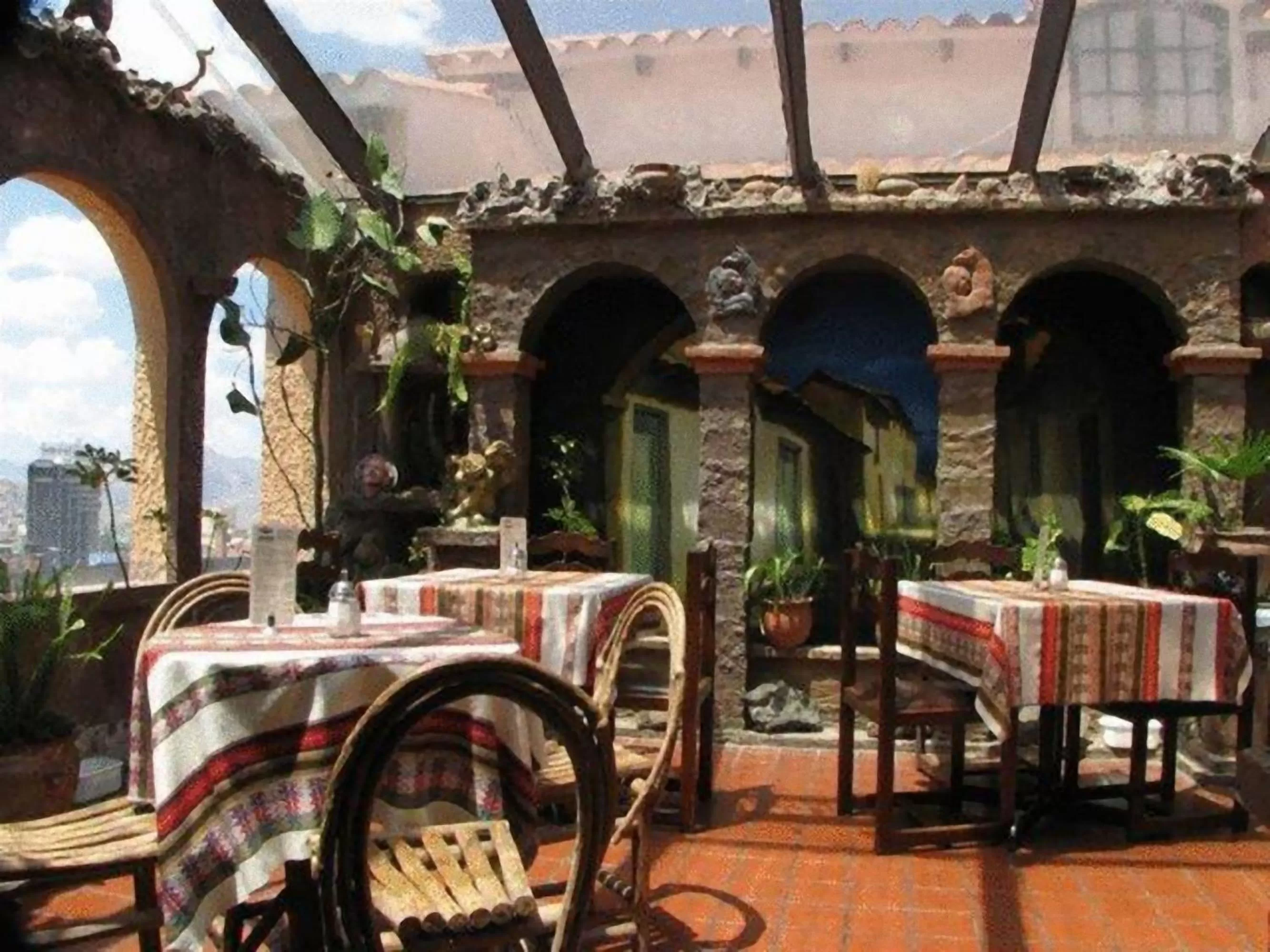 Restaurant/places to eat in Hotel Rosario La Paz