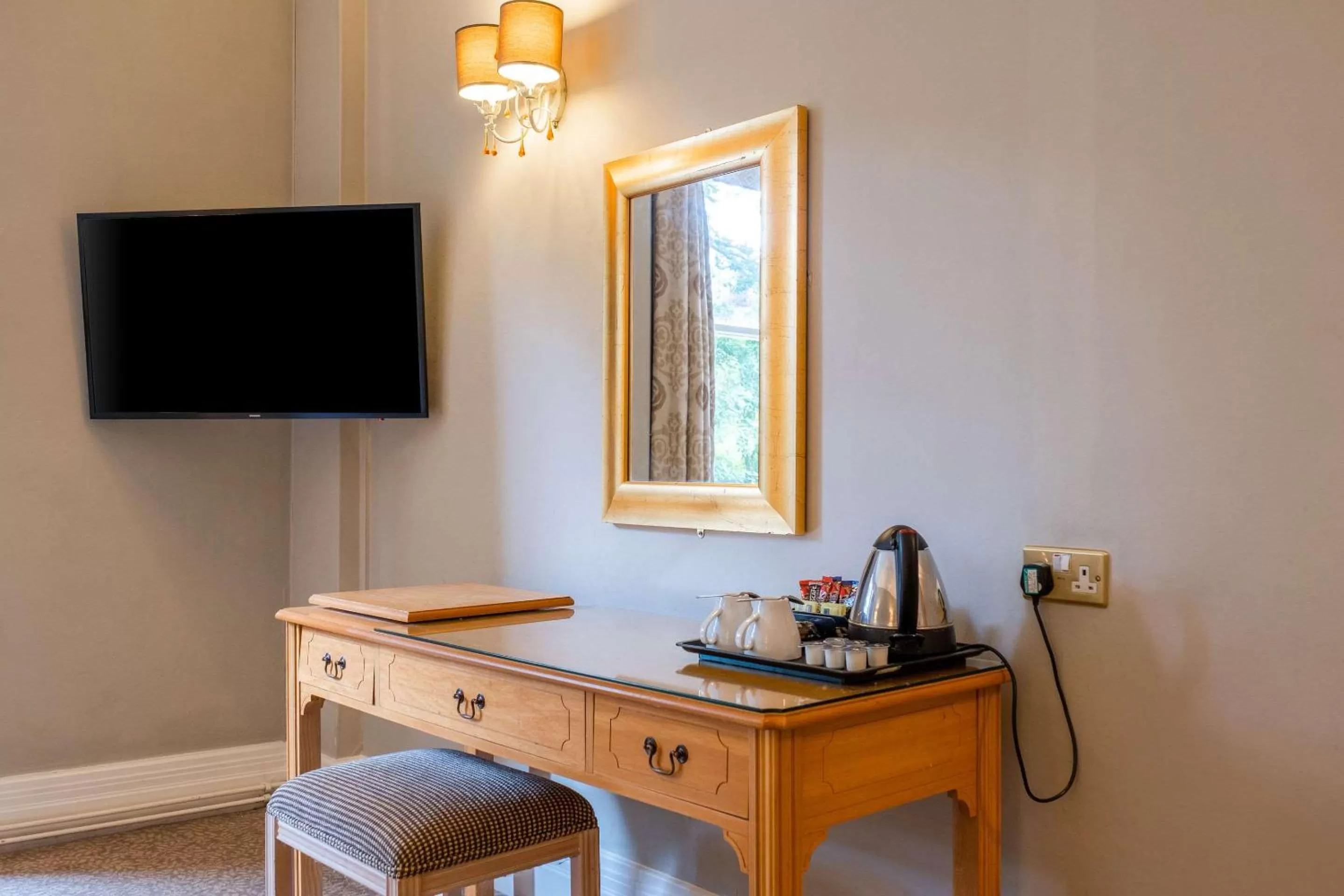 Photo of the whole room in Makeney Hall Hotel