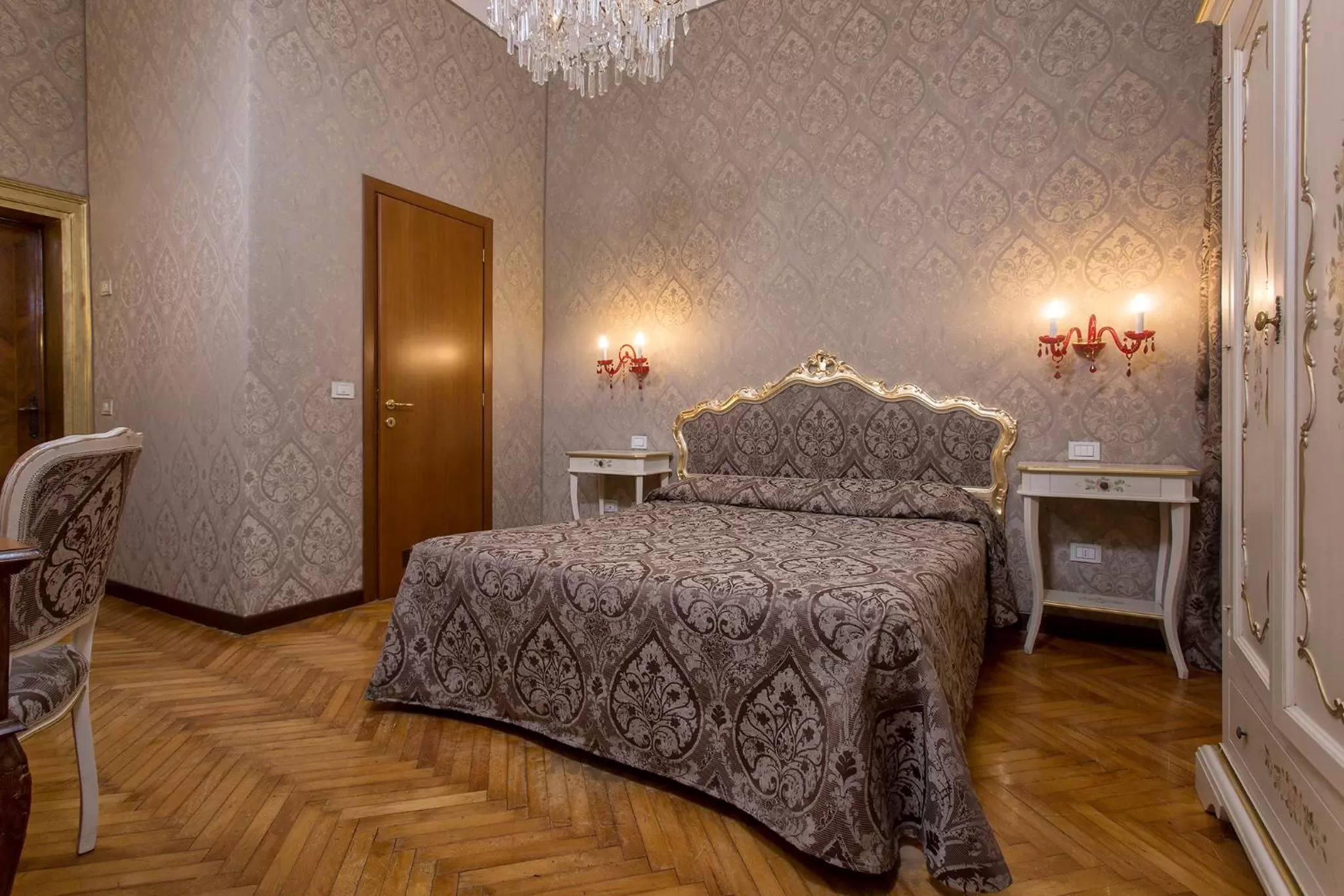 Photo of the whole room, Bed in Hotel Mezzo Pozzo