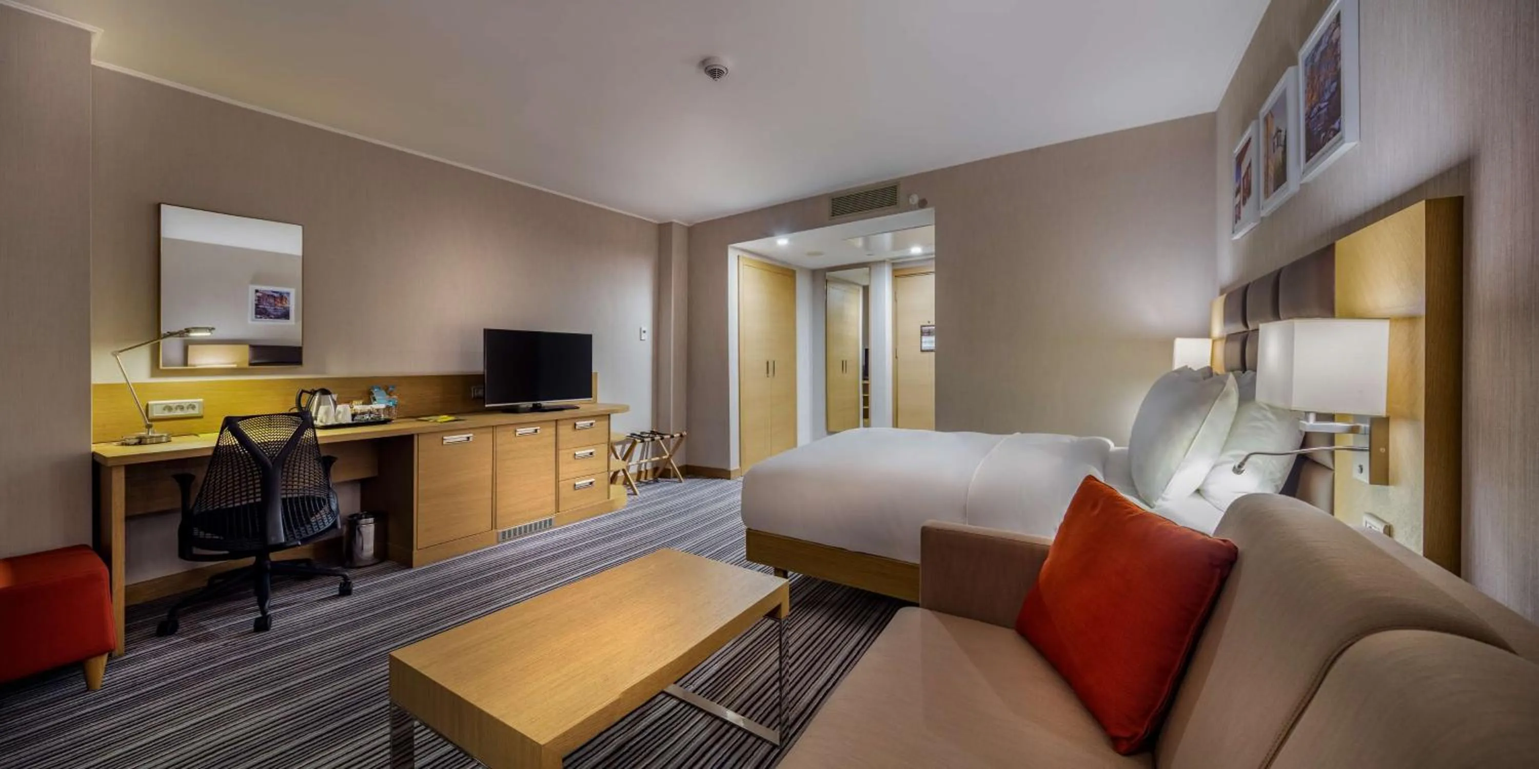 Bedroom, Bed in Hilton Garden Inn Safranbolu