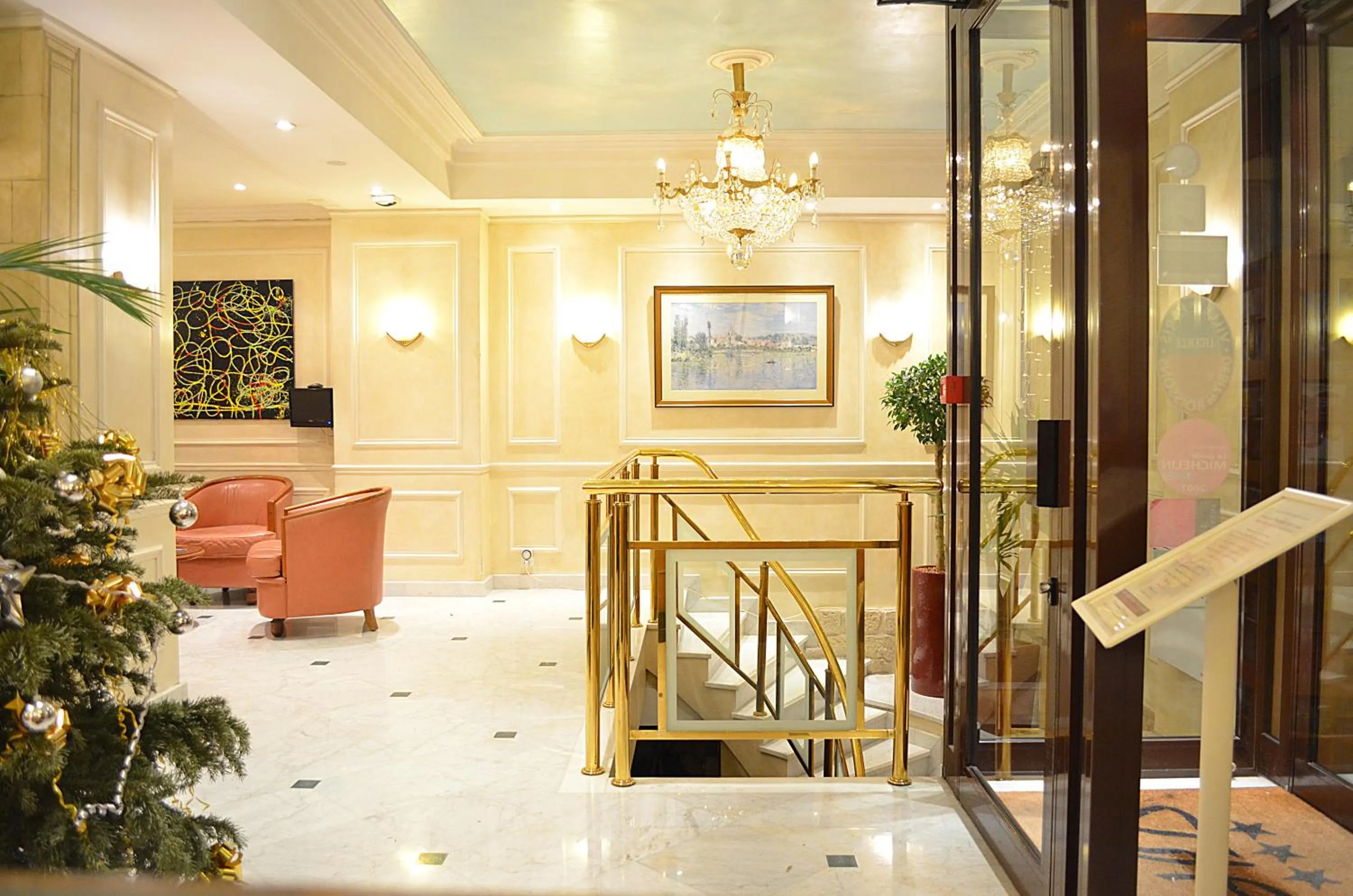 Lobby or reception in Montparnasse Daguerre