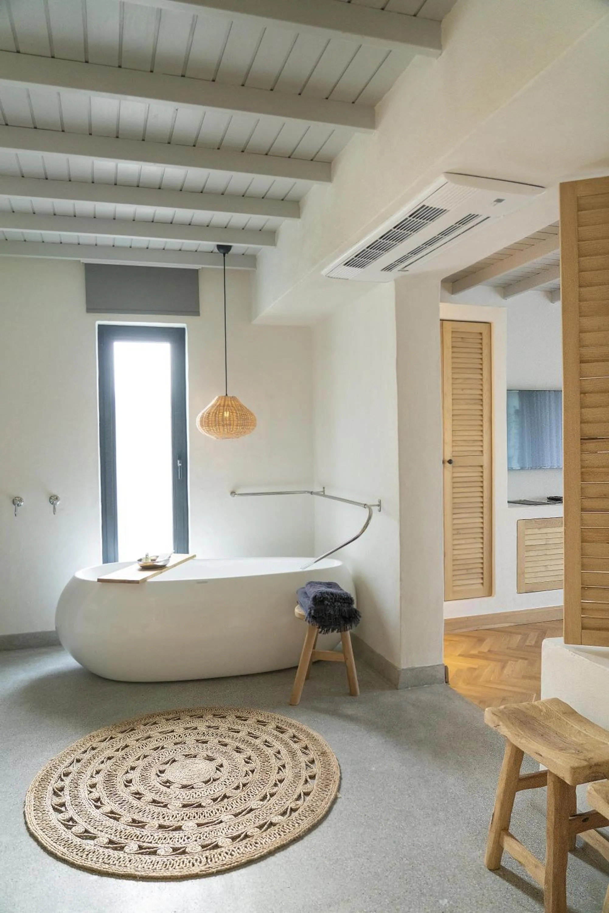 Bathroom, Bed in Yacht Boheme Hotel-Boutique Class - Adults Only