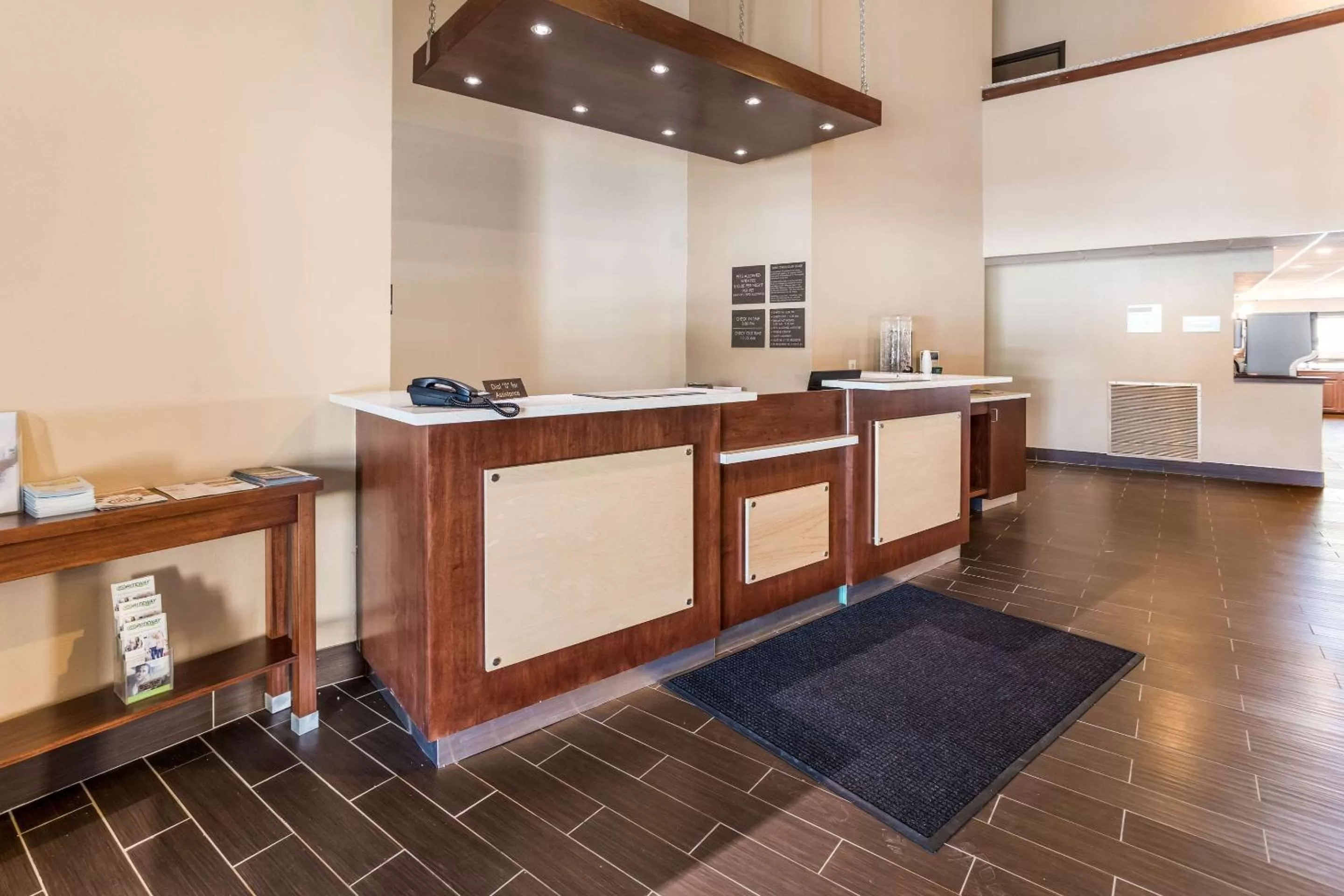 Lobby or reception in Comfort Inn Waukesha - Milwaukee West