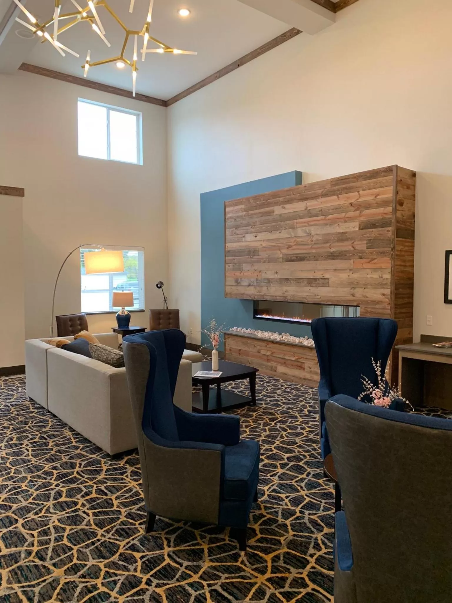 Lobby or reception in Little Crow Resort & Conference, Trademark by Wyndham