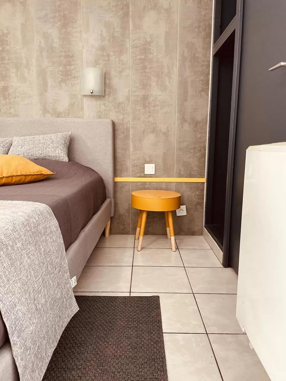 Property building, Bed in Le Clos la Verdière