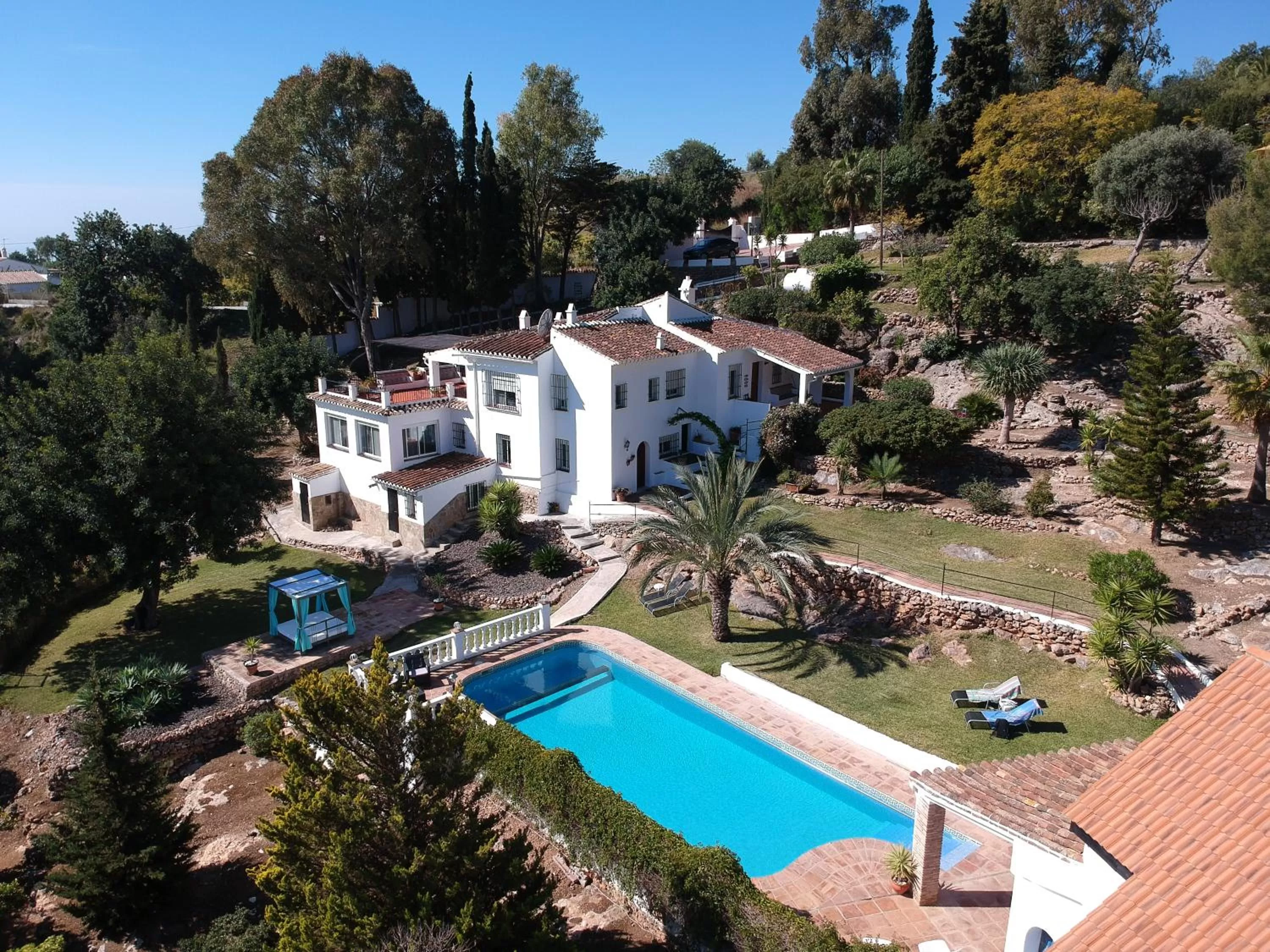 Bird's eye view, Pool View in Villa Morera Bed & Breakfast