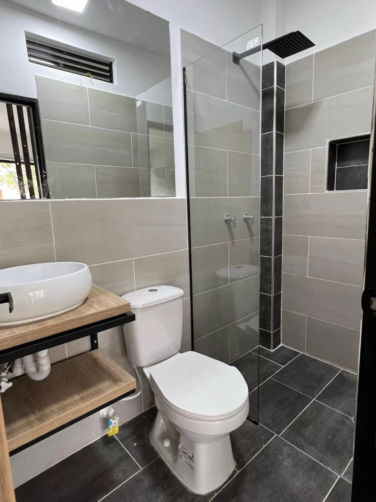 Toilet, Bathroom in HOTEL 9.5 SAN FERNANDO