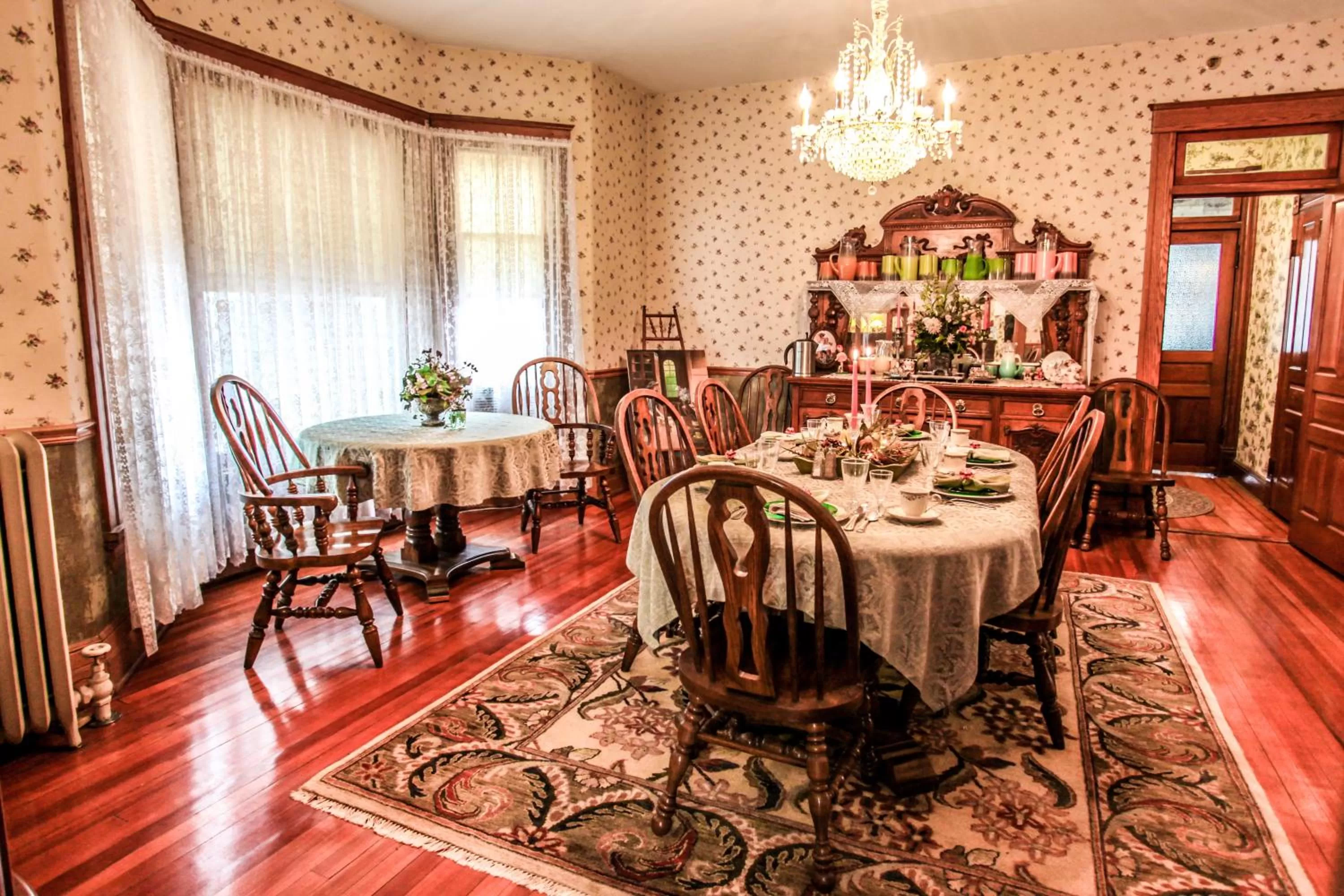 Dining area in Hollerstown Hill Bed and Breakfast
