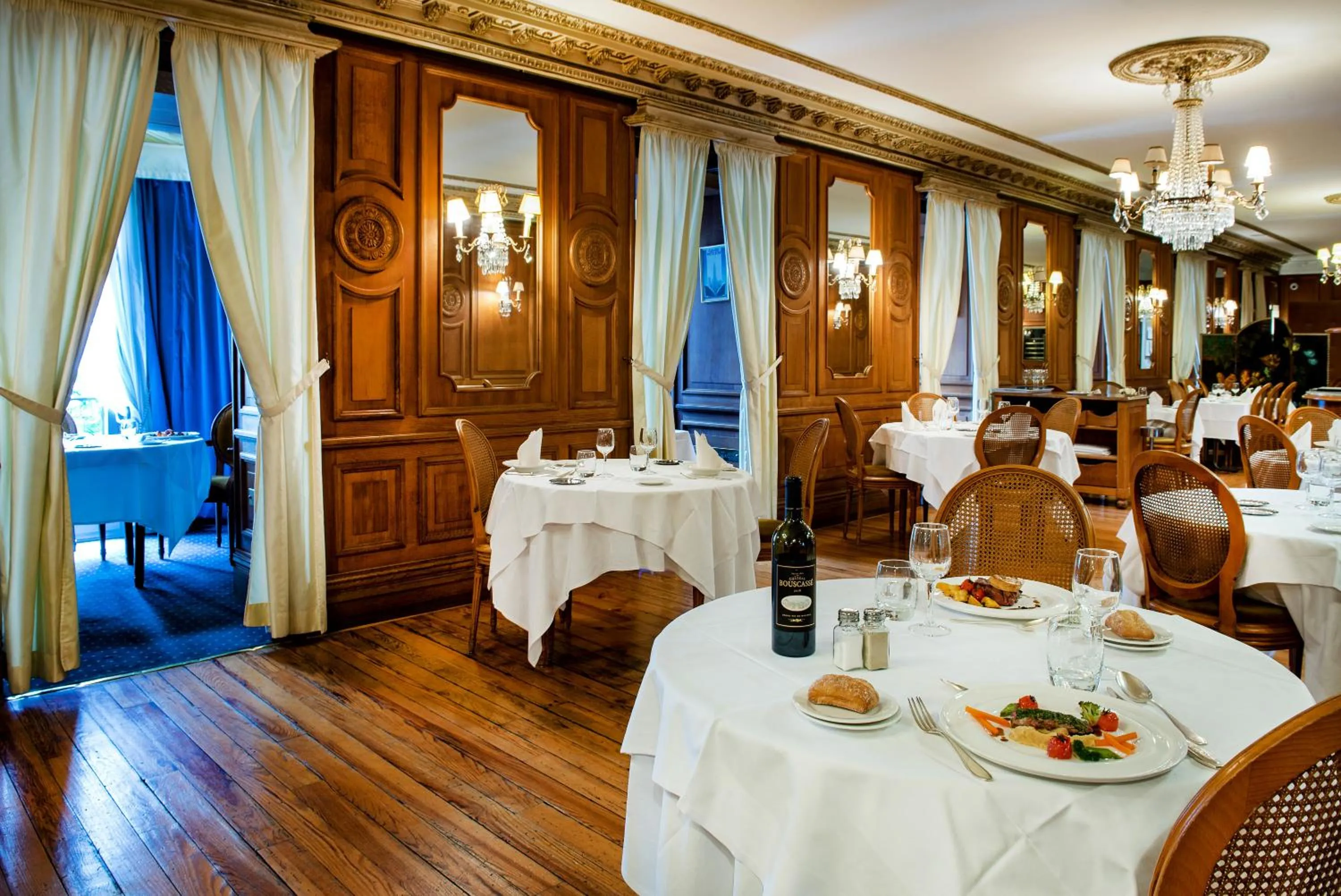 Restaurant/places to eat in Grand Hotel Gallia & Londres
