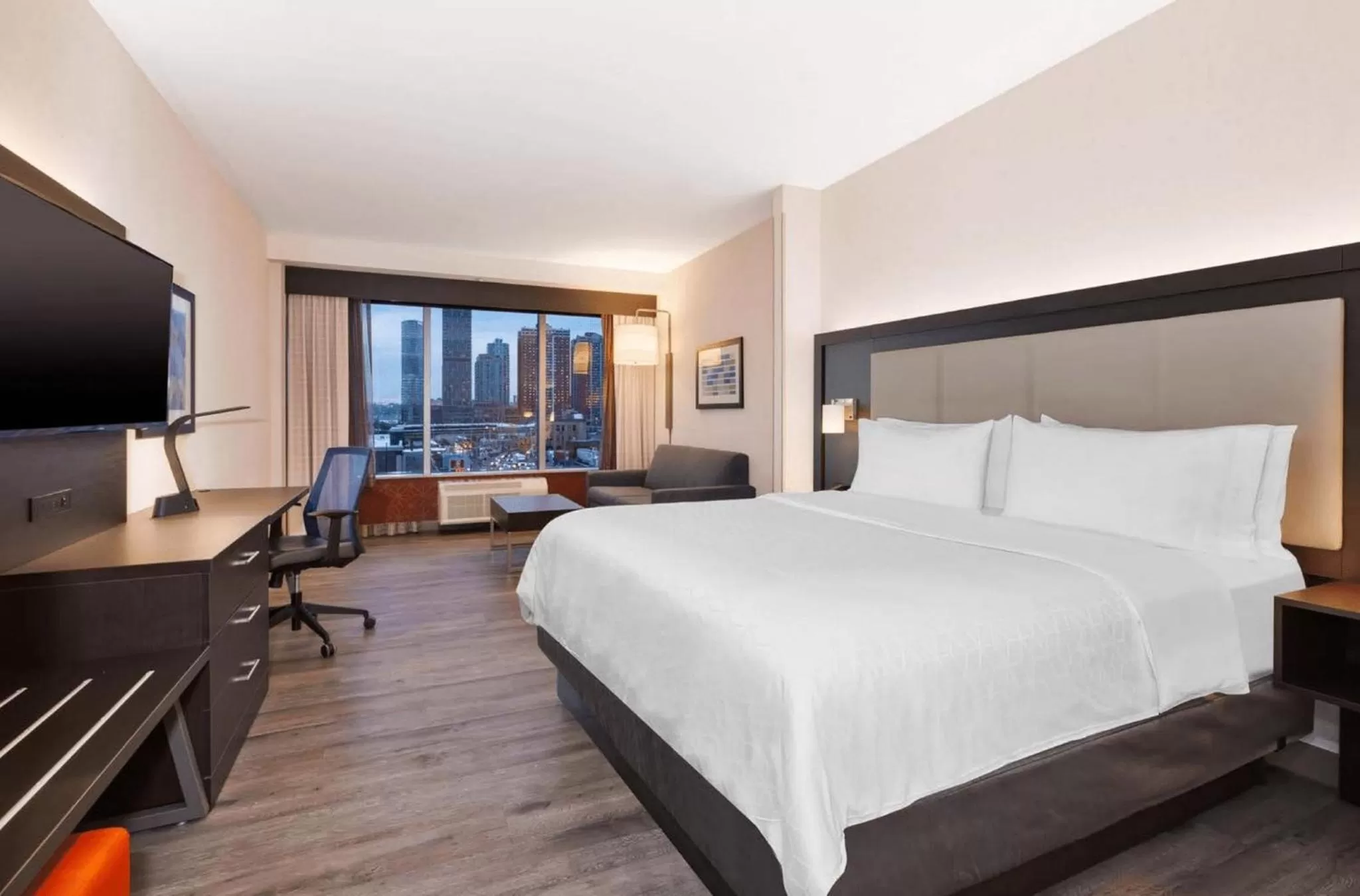Photo of the whole room, Bed in Holiday Inn Express & Suites Jersey City - Holland Tunnel by IHG