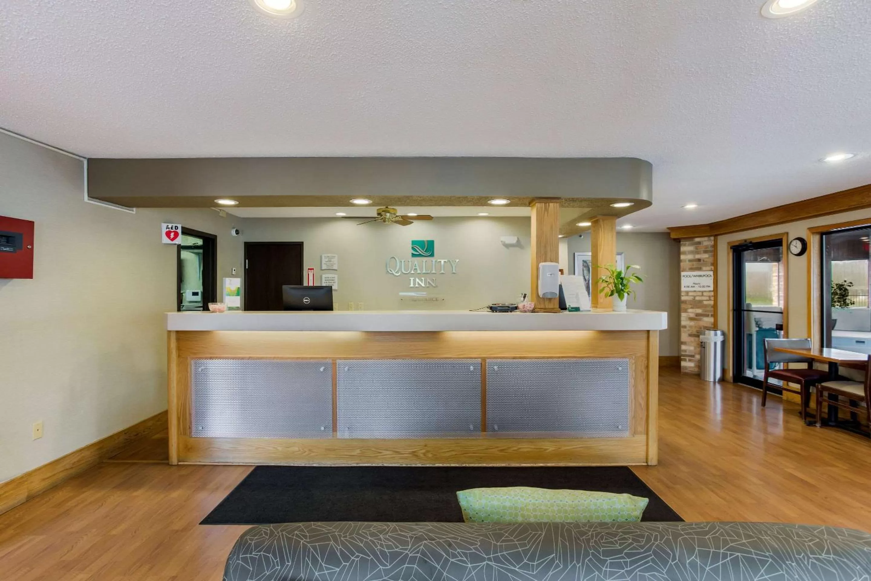 Lobby or reception in Quality Inn