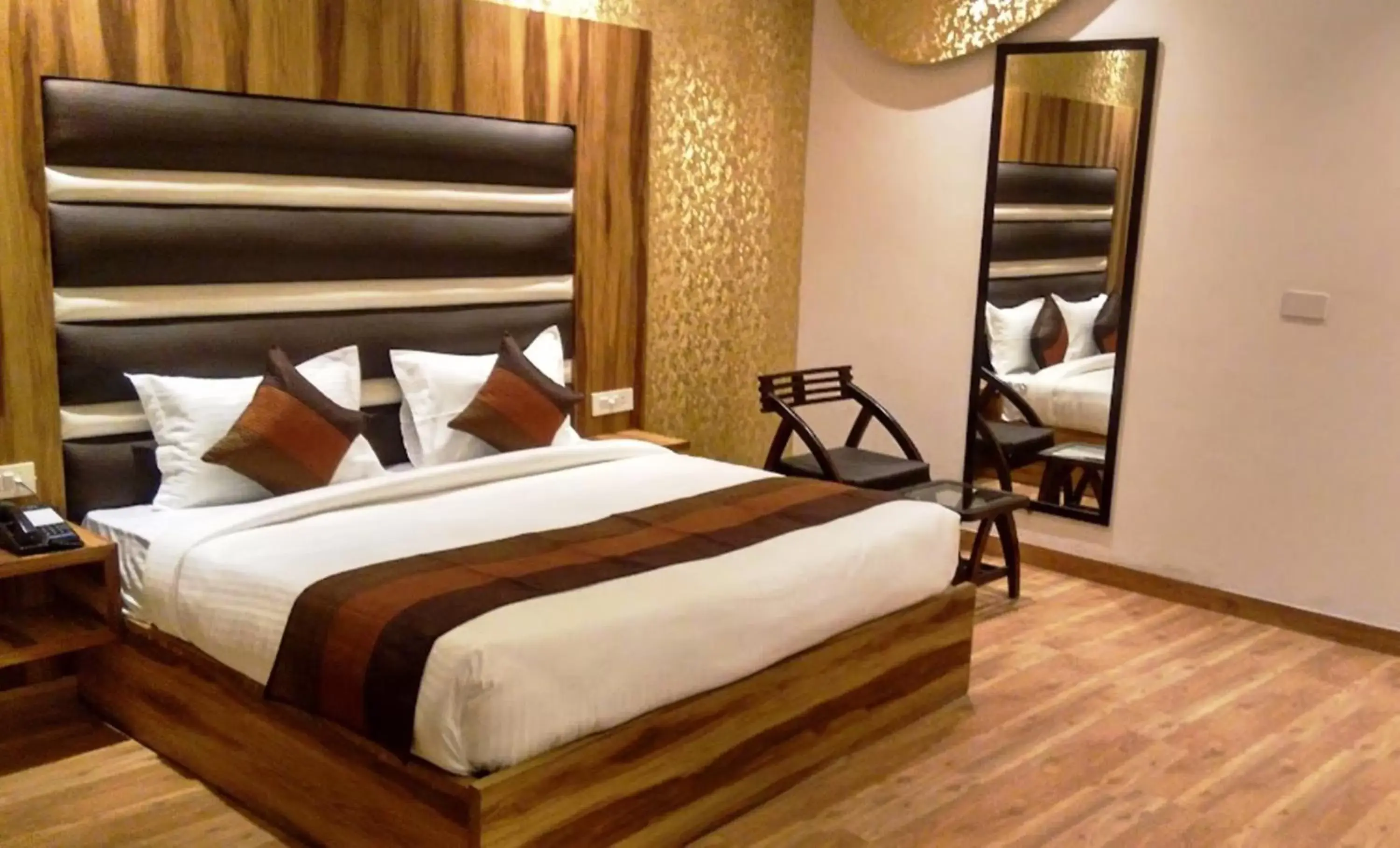 Deluxe Double Room in DIEU Sallow royal suites Deluxe Double Room in DIEU Sallow royal suites