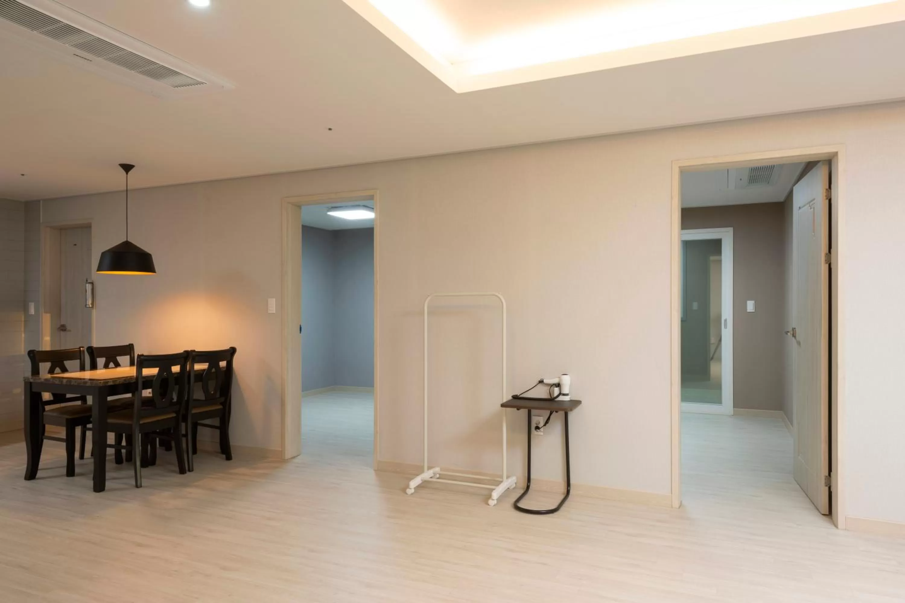 Seomyeon Brown-dot hotel Gold