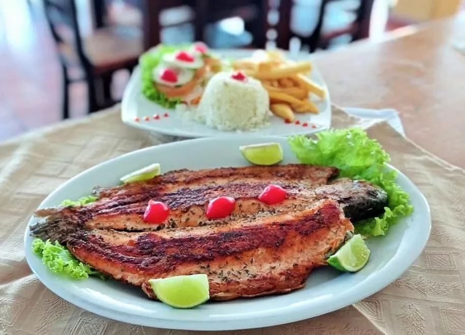 Restaurant/places to eat, Food in Hotel Las Rocas Resort Villanueva