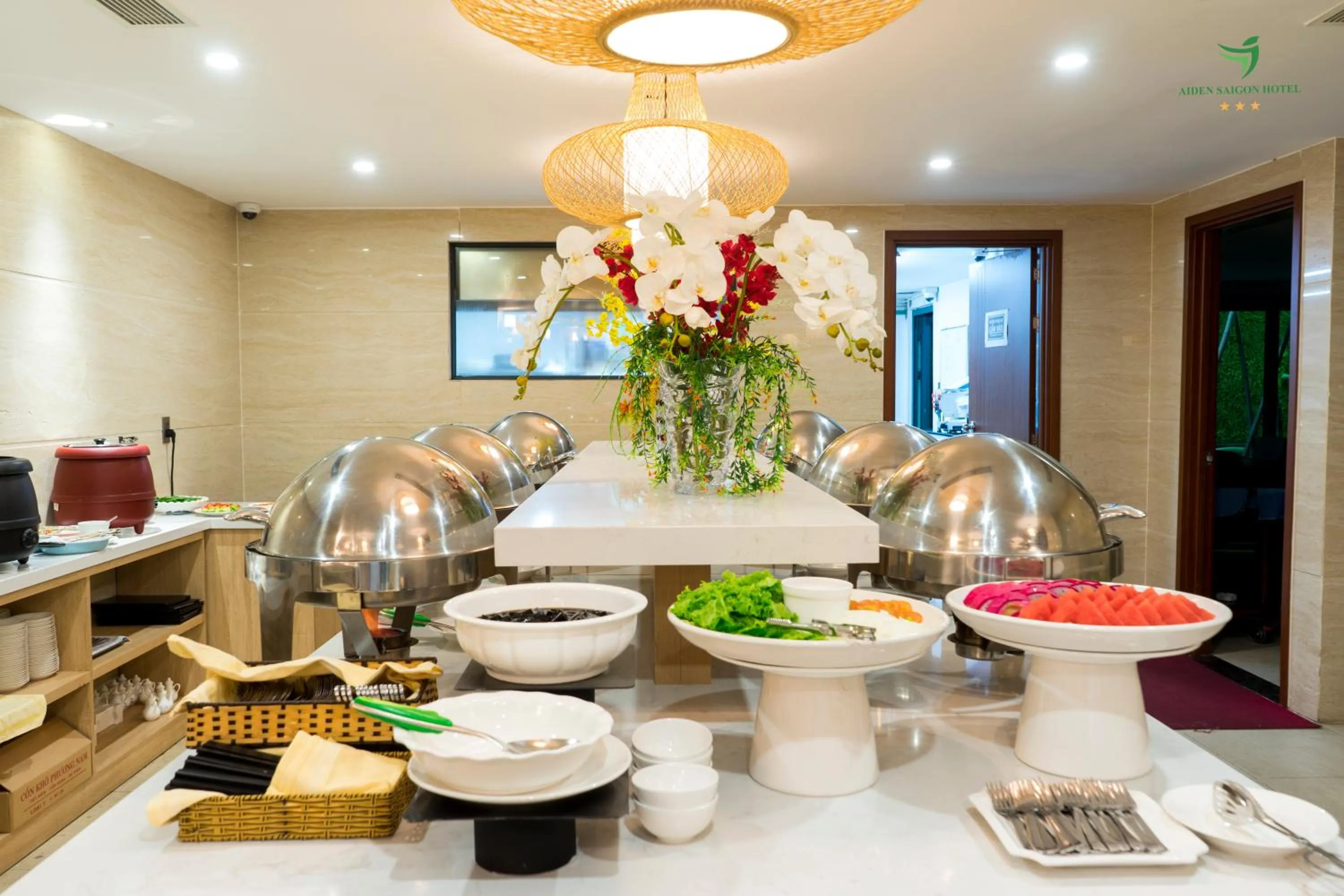 Restaurant/places to eat in Aiden Saigon Hotel