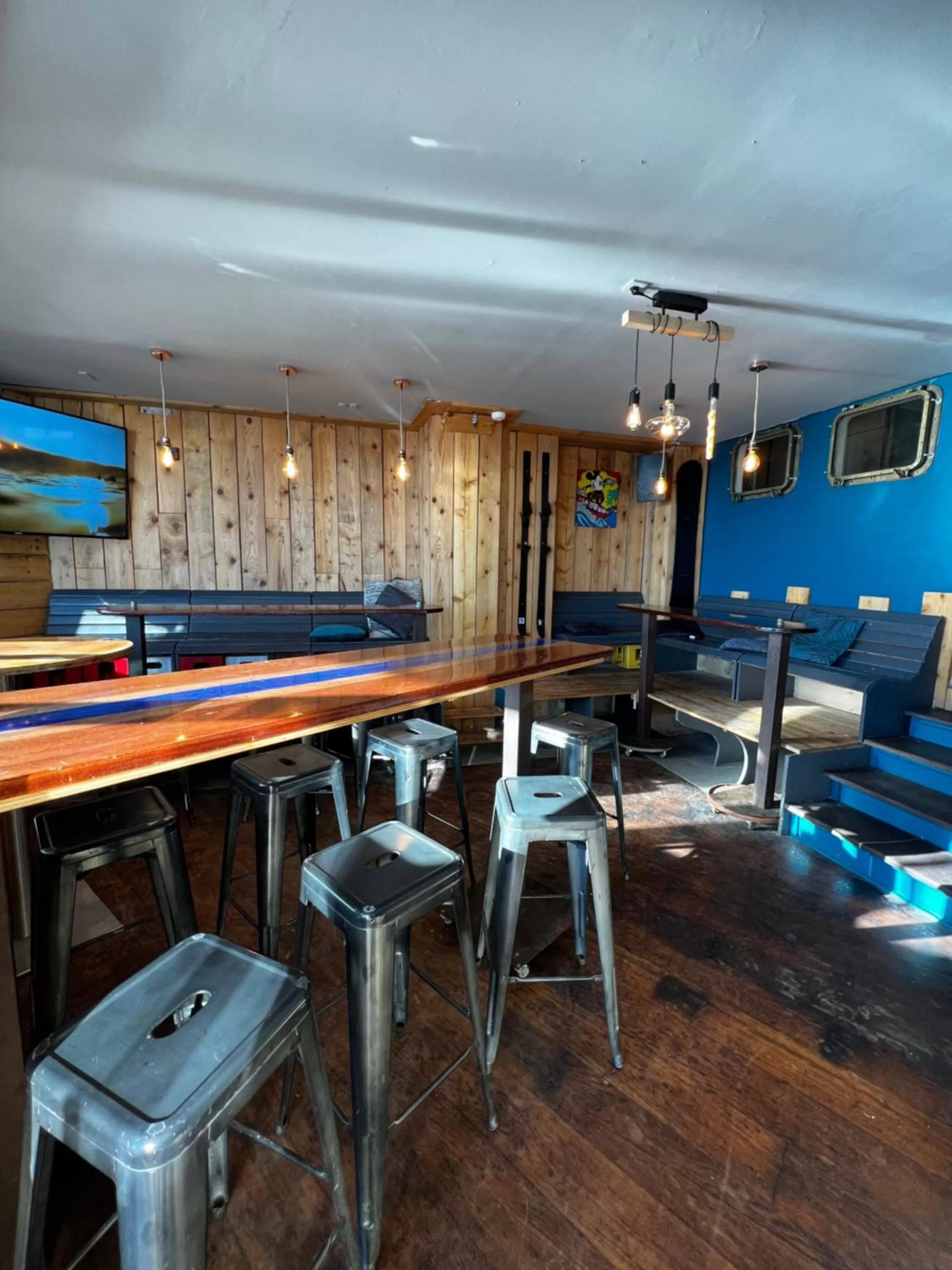 Restaurant/places to eat in LOGIS HOTEL - La Petite Rade