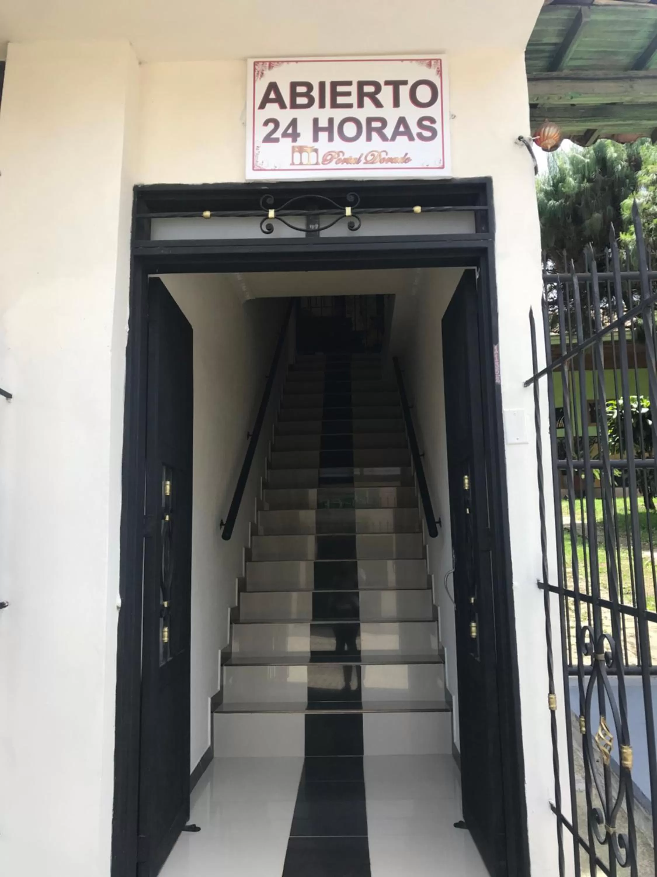 Hotel Portal Dorado