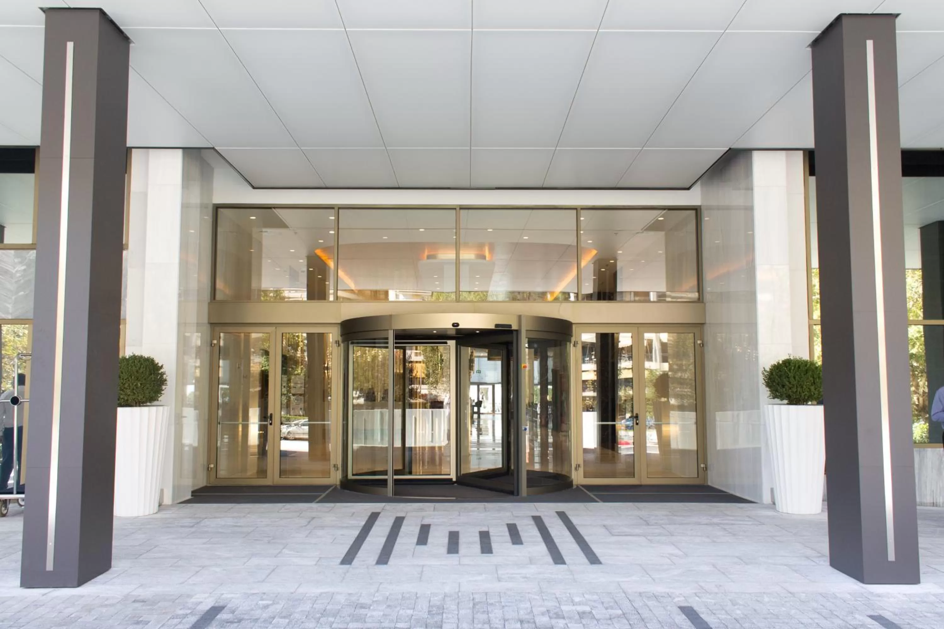 Facade/entrance in Makedonia Palace