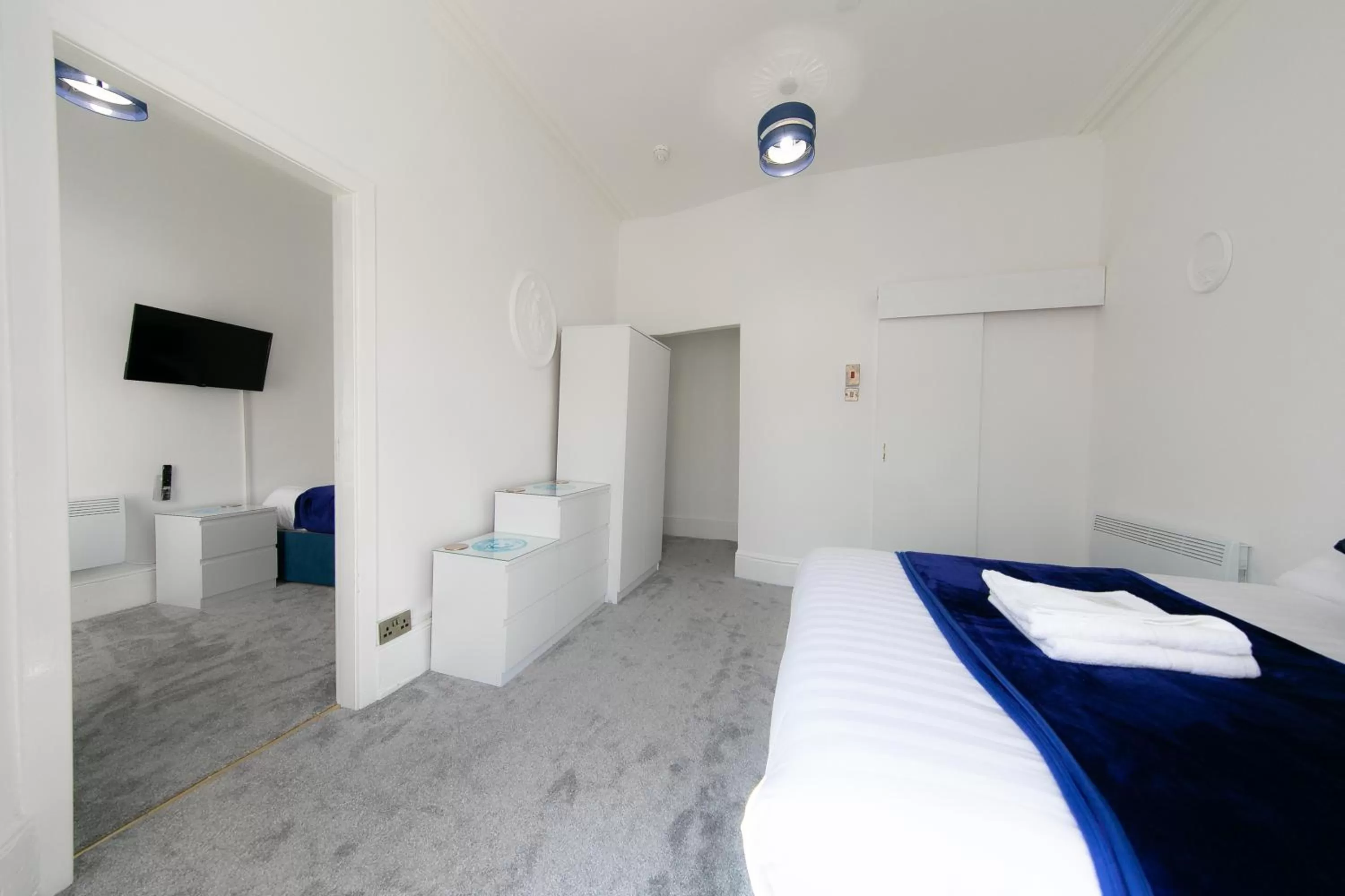 Bed in The New Apollo Hotel