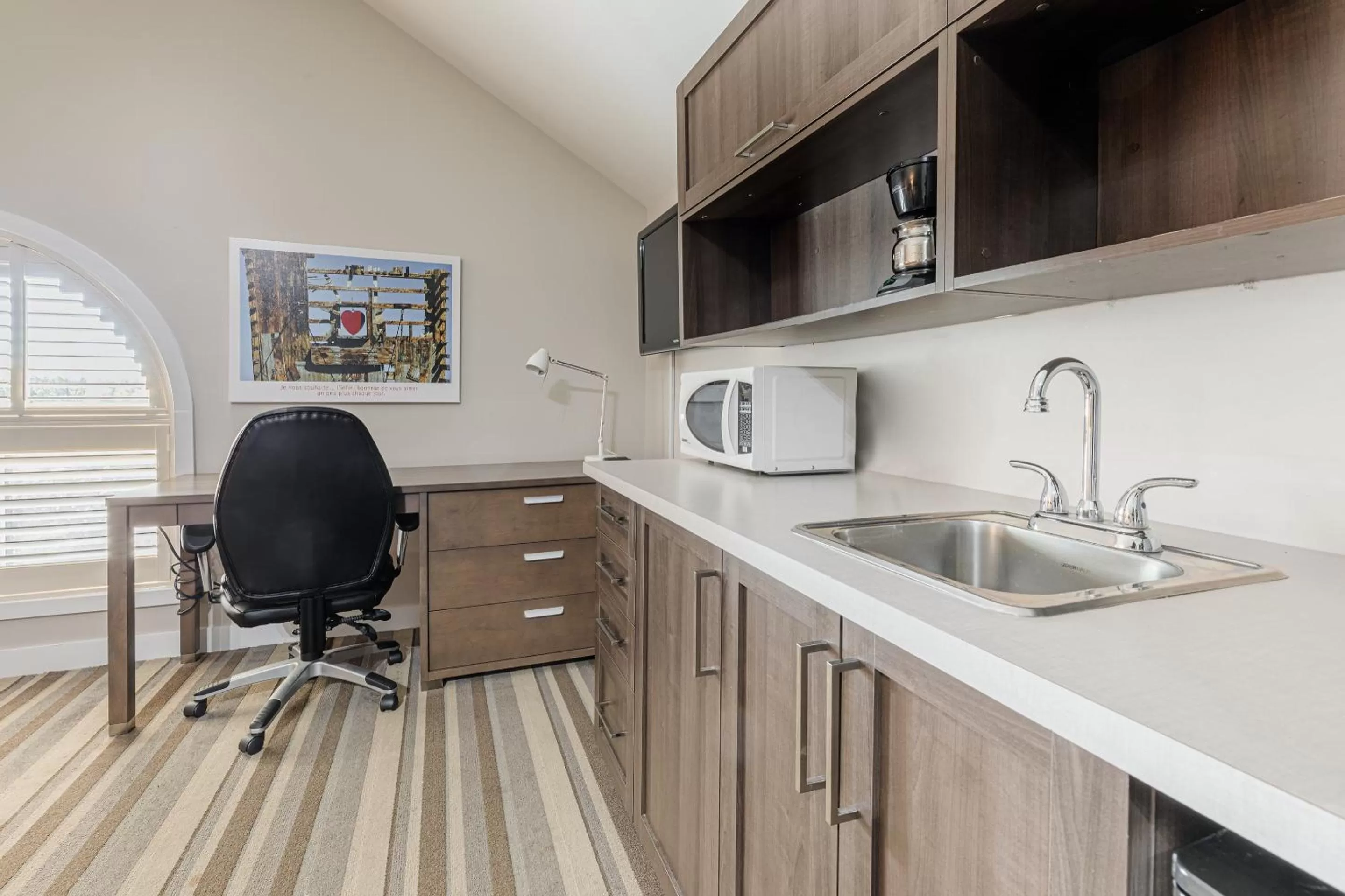 Kitchen or kitchenette in Hotel Montfort