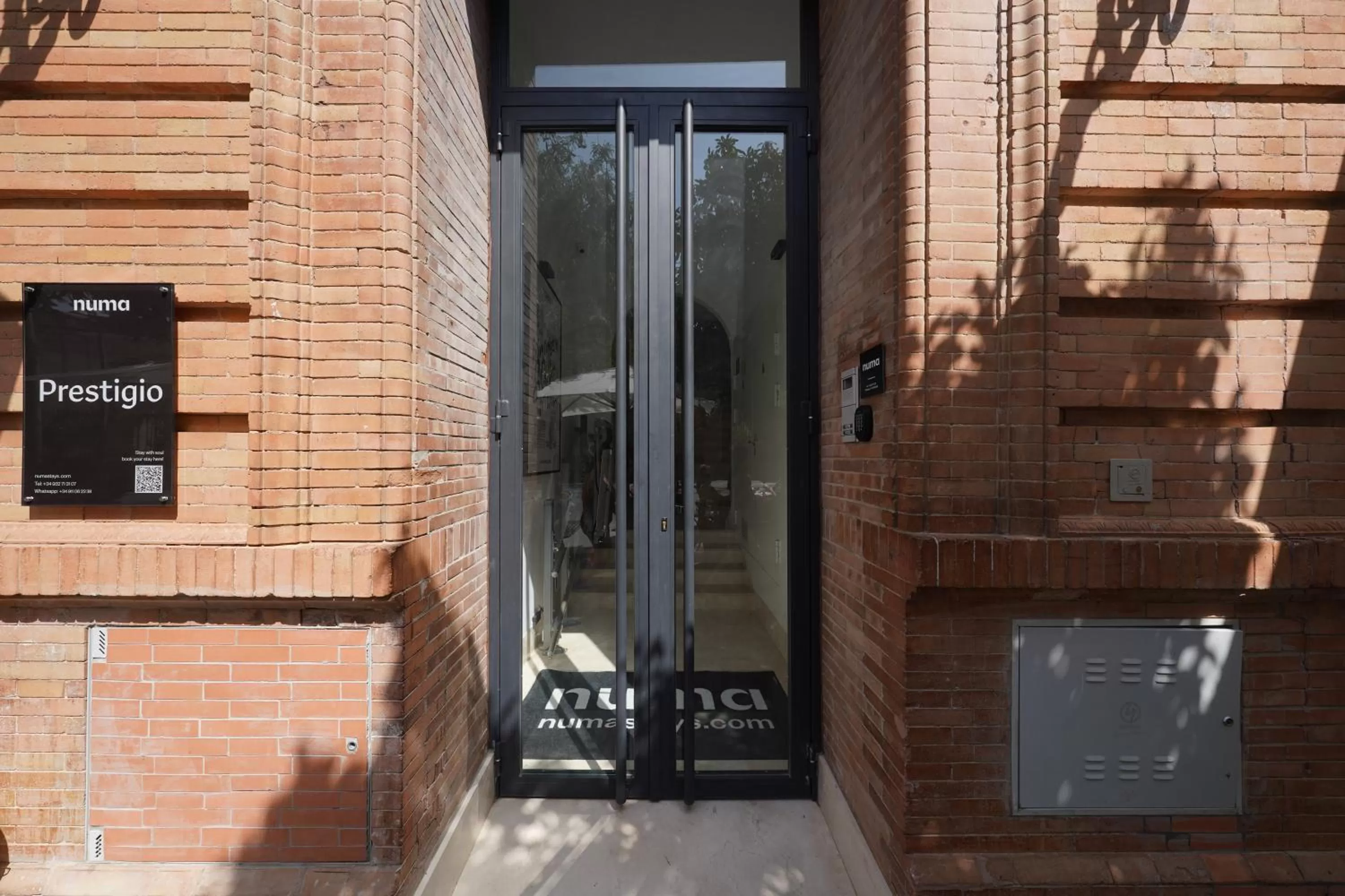 Facade/entrance in Numa Seville Prestigio