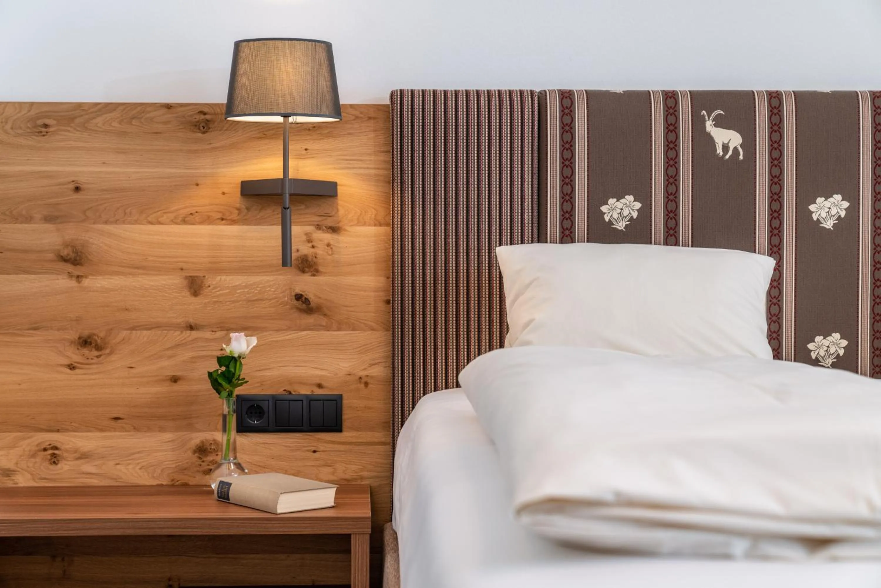 Photo of the whole room, Bed in Aktivhotel Pehab - Dachstein Rooftop-Spa