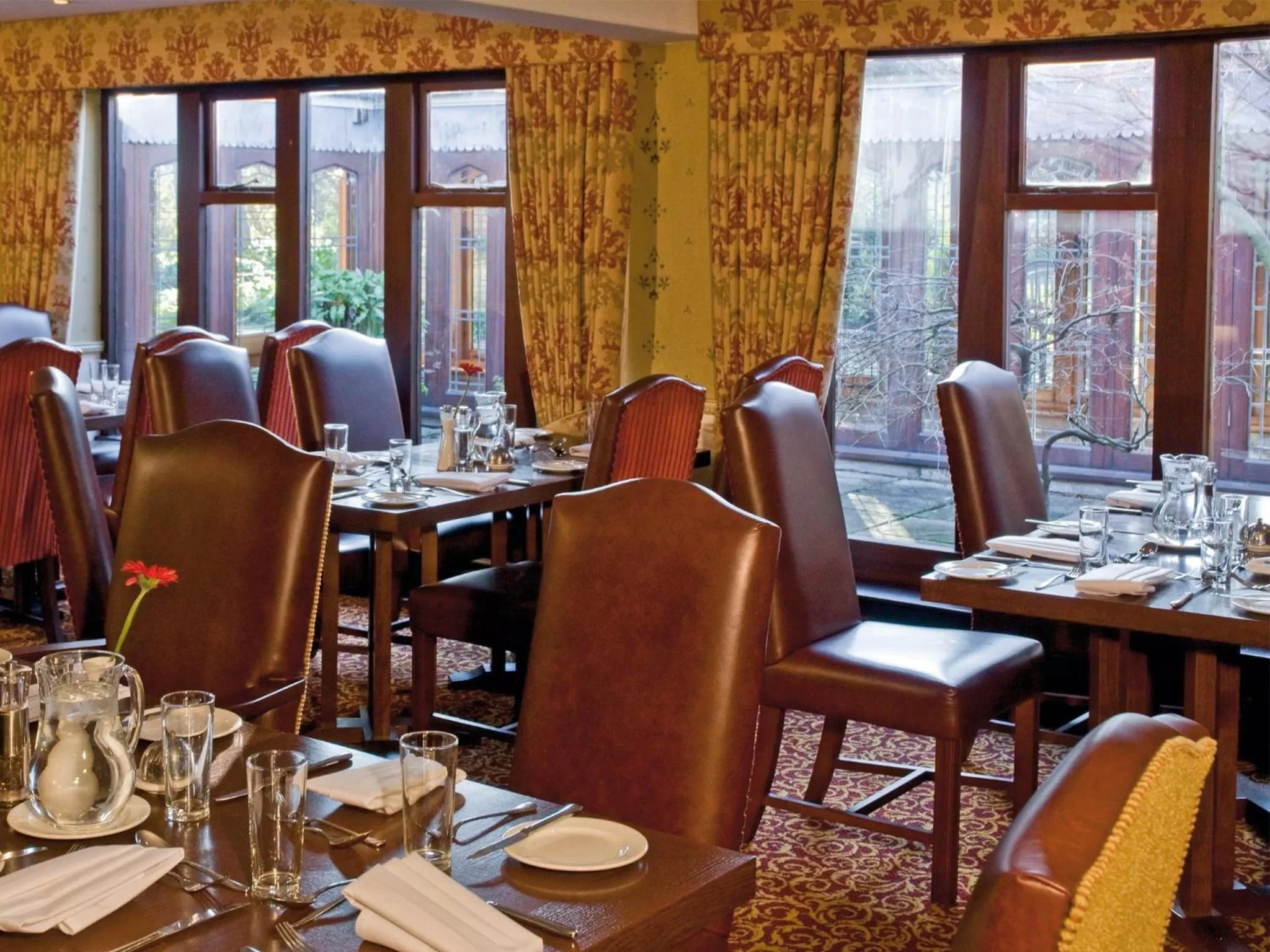Restaurant/places to eat in Macdonald Alveston Manor Hotel & Spa