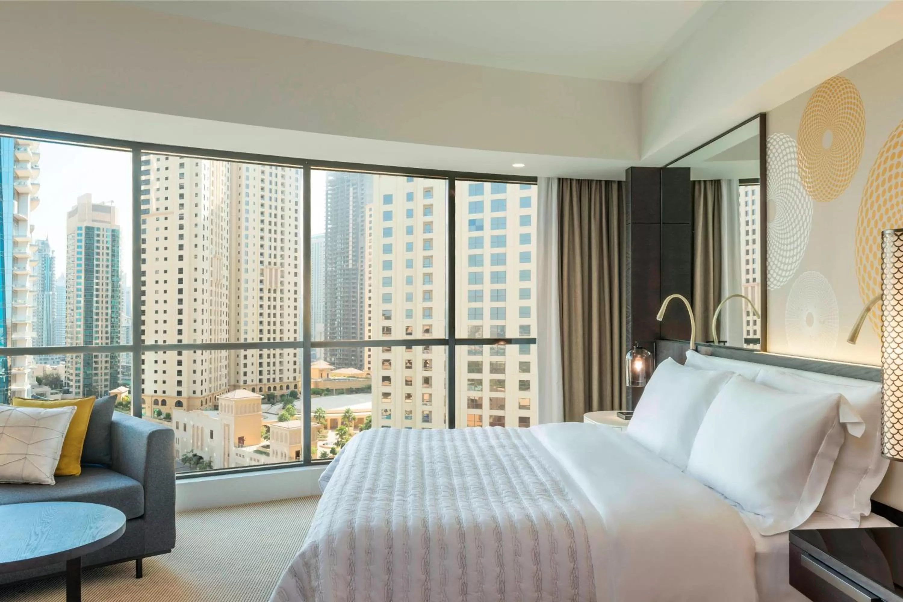 Photo of the whole room, Bed in Le Royal Meridien Beach Resort & Spa Dubai
